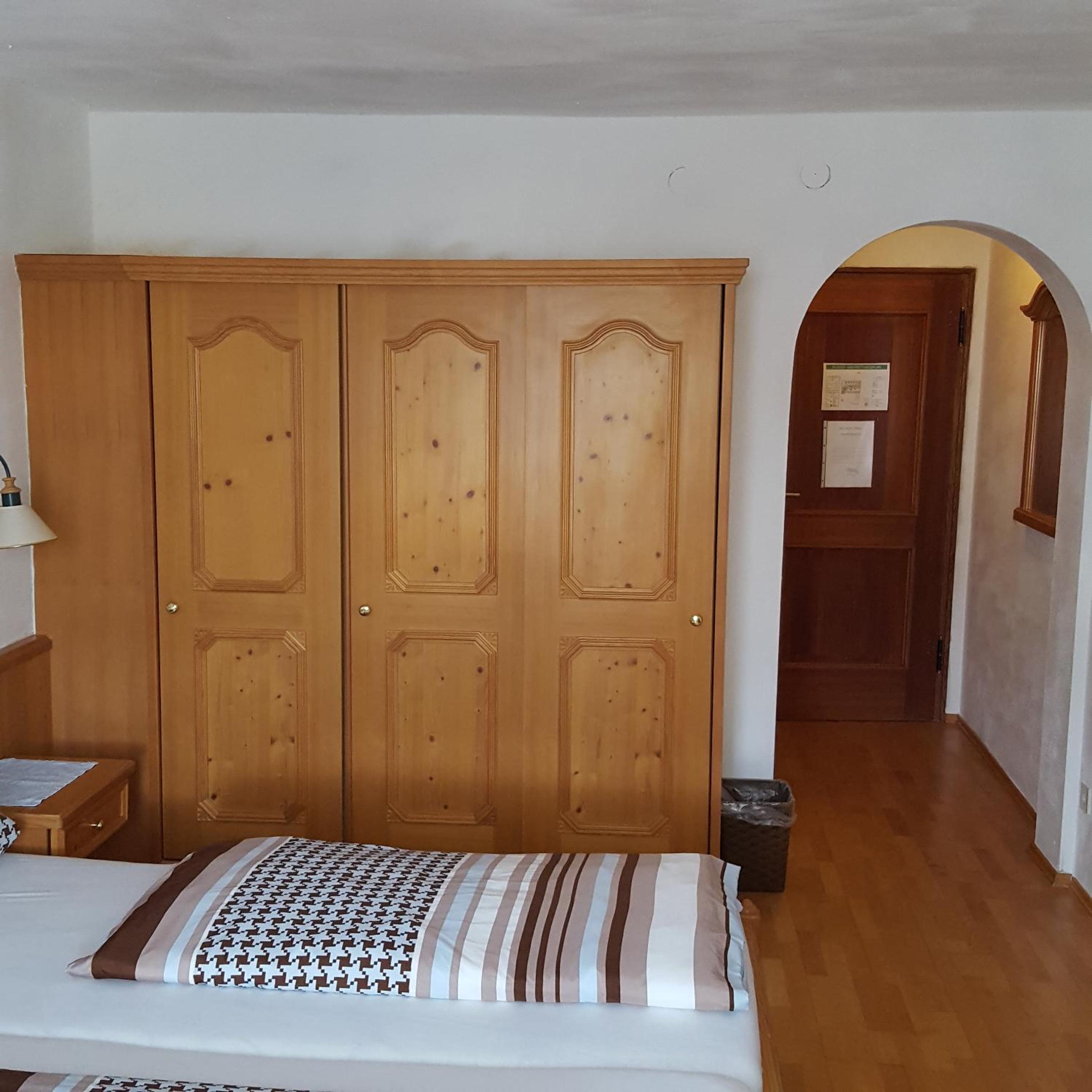 Double Room - Photo 8