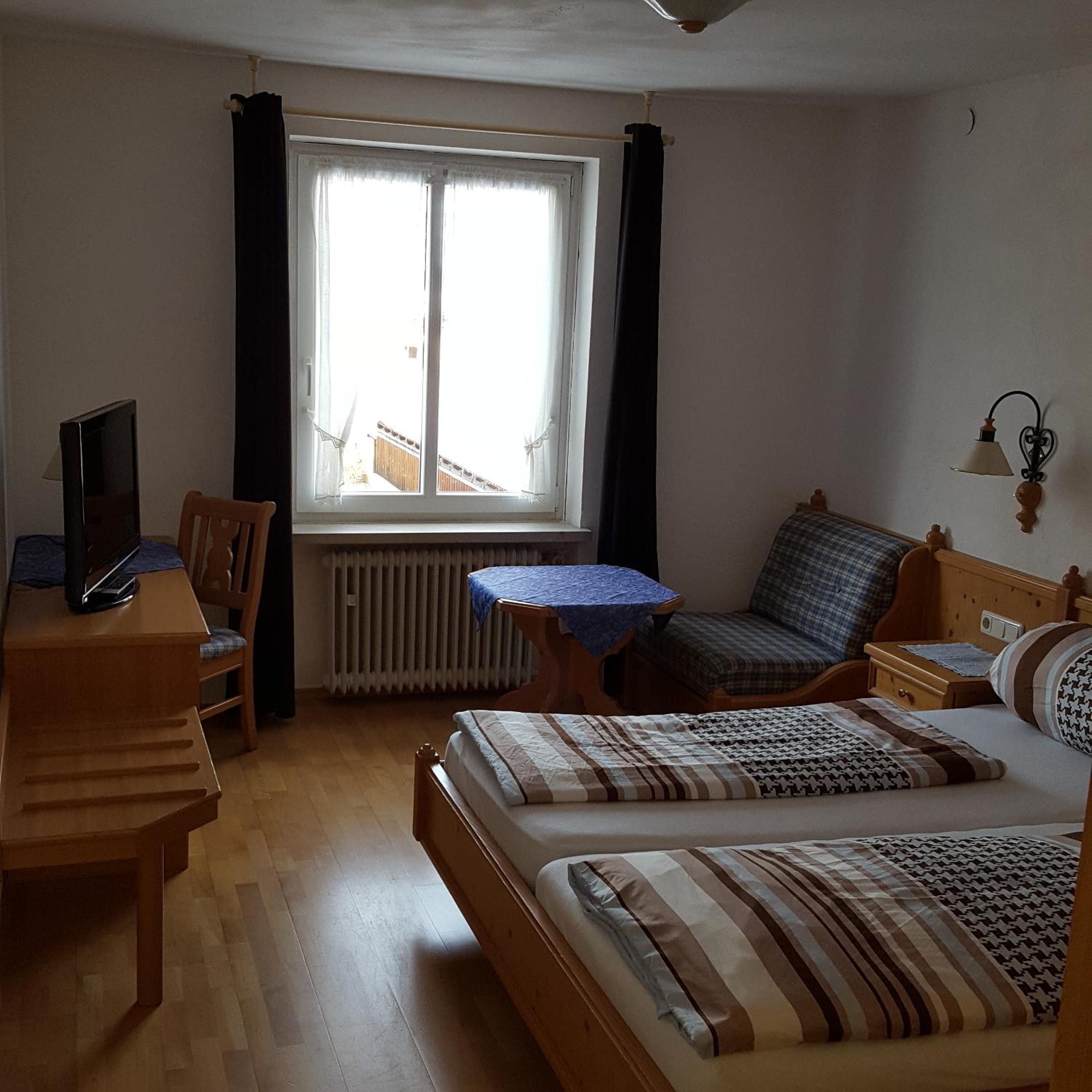 Double Room - Photo 13