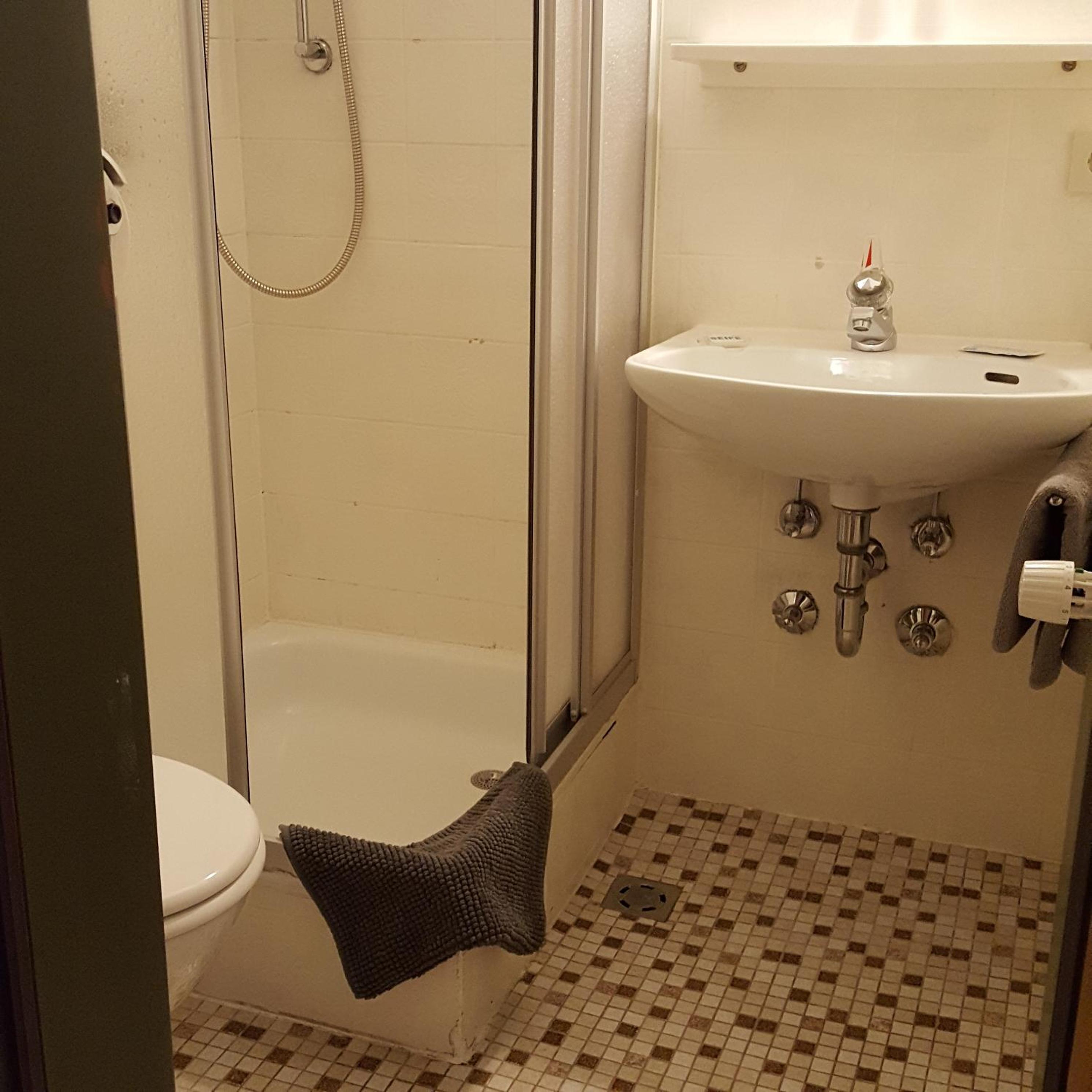 Double Room - Photo 4