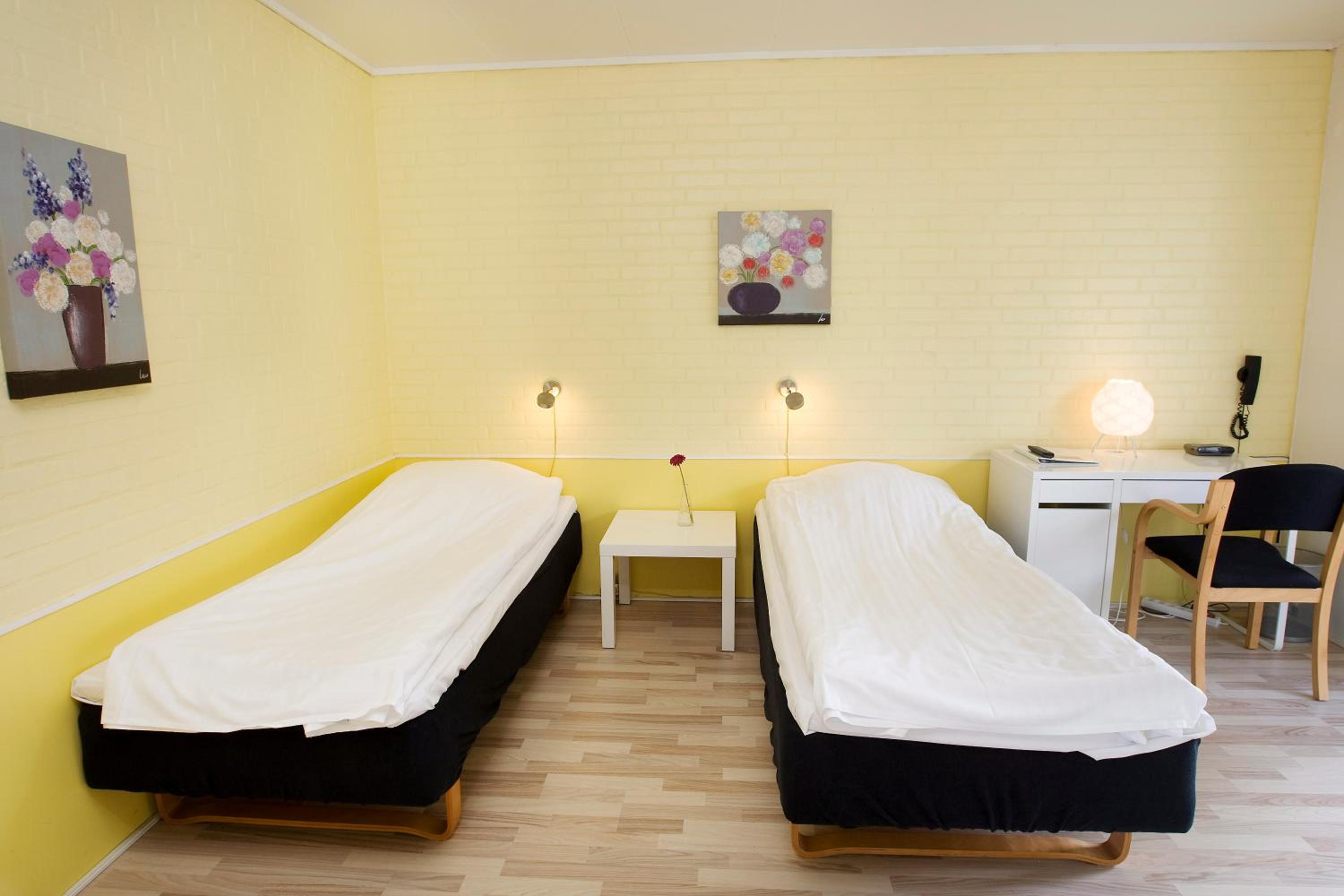 Double or Twin Room photo 3