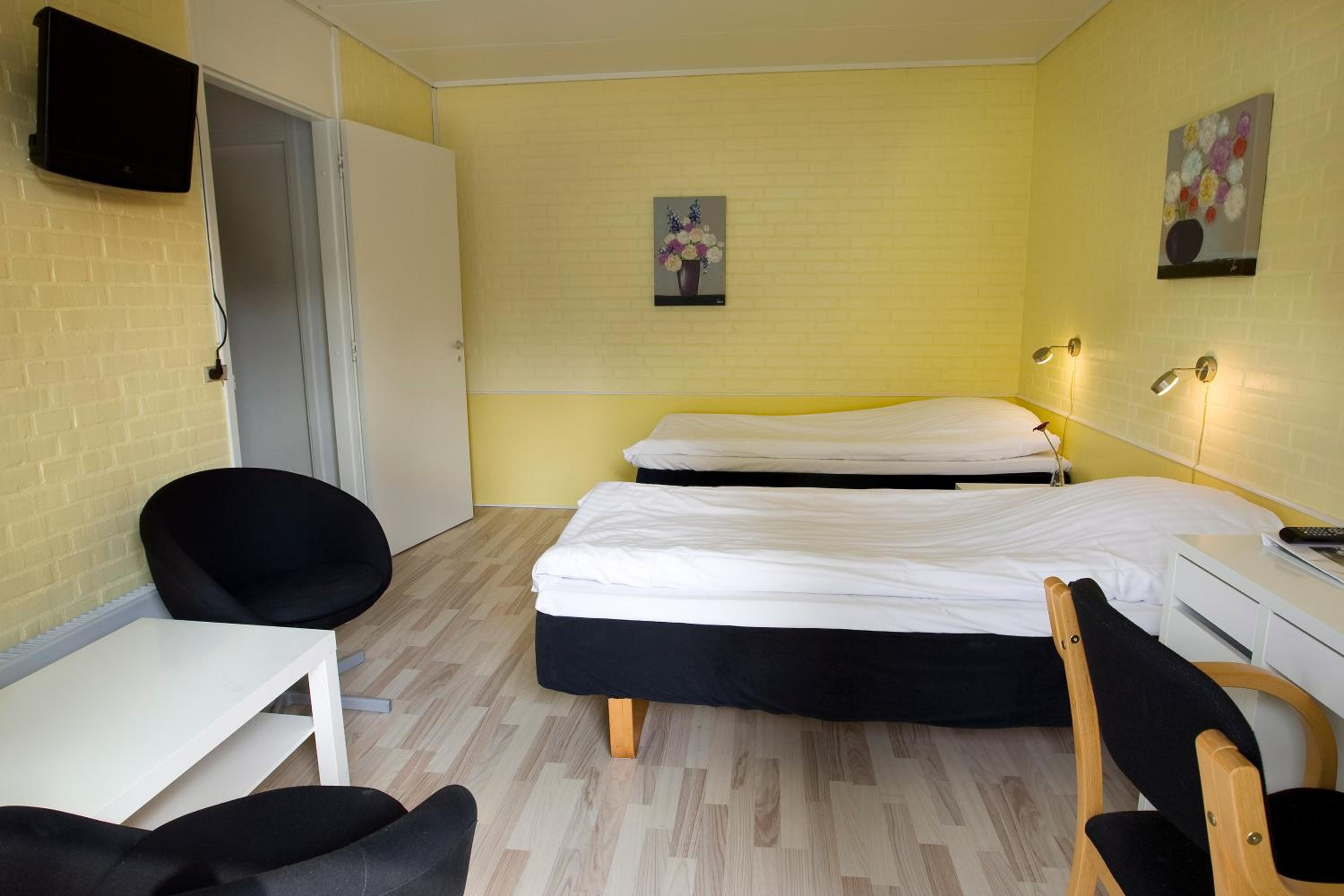Double or Twin Room photo 1