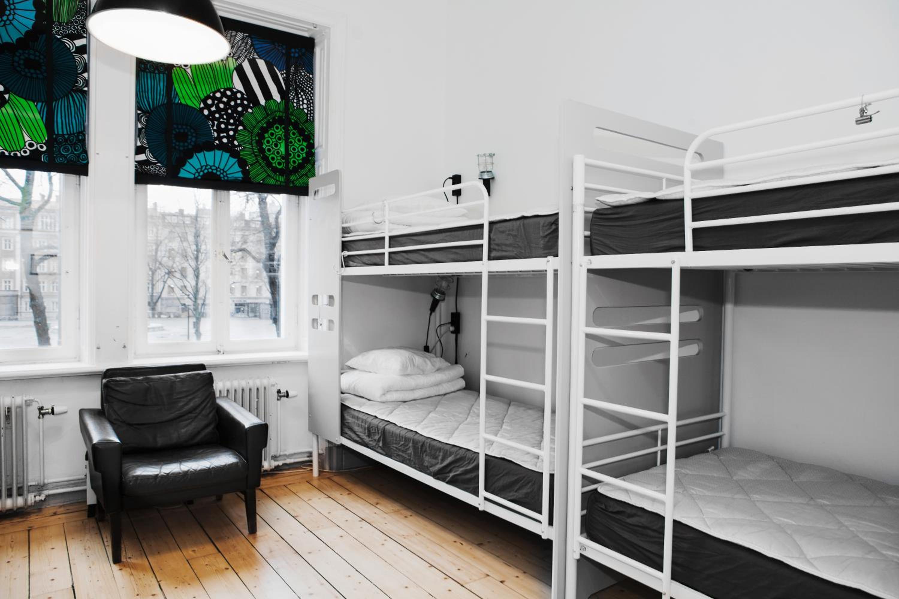Bed in 8-Bed Dormitory Room thumbnail 6