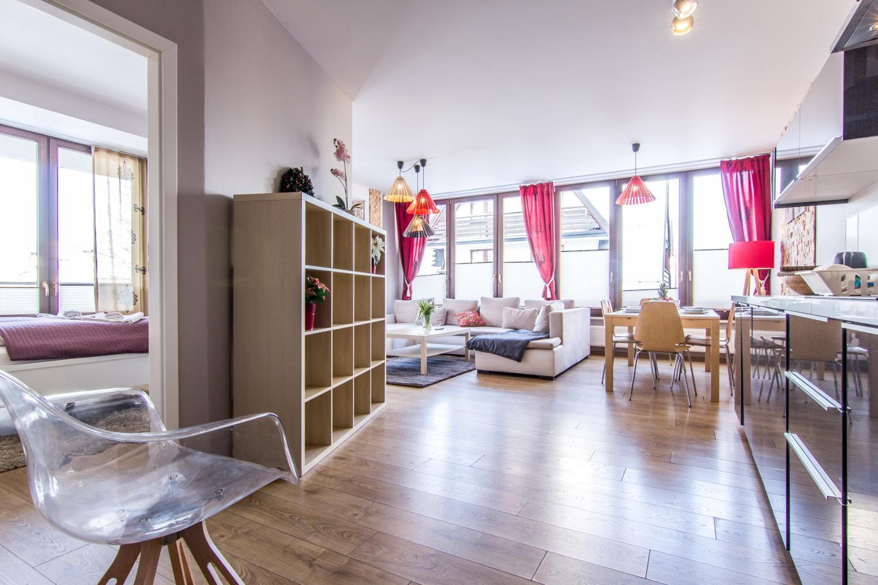 Deluxe Apartment