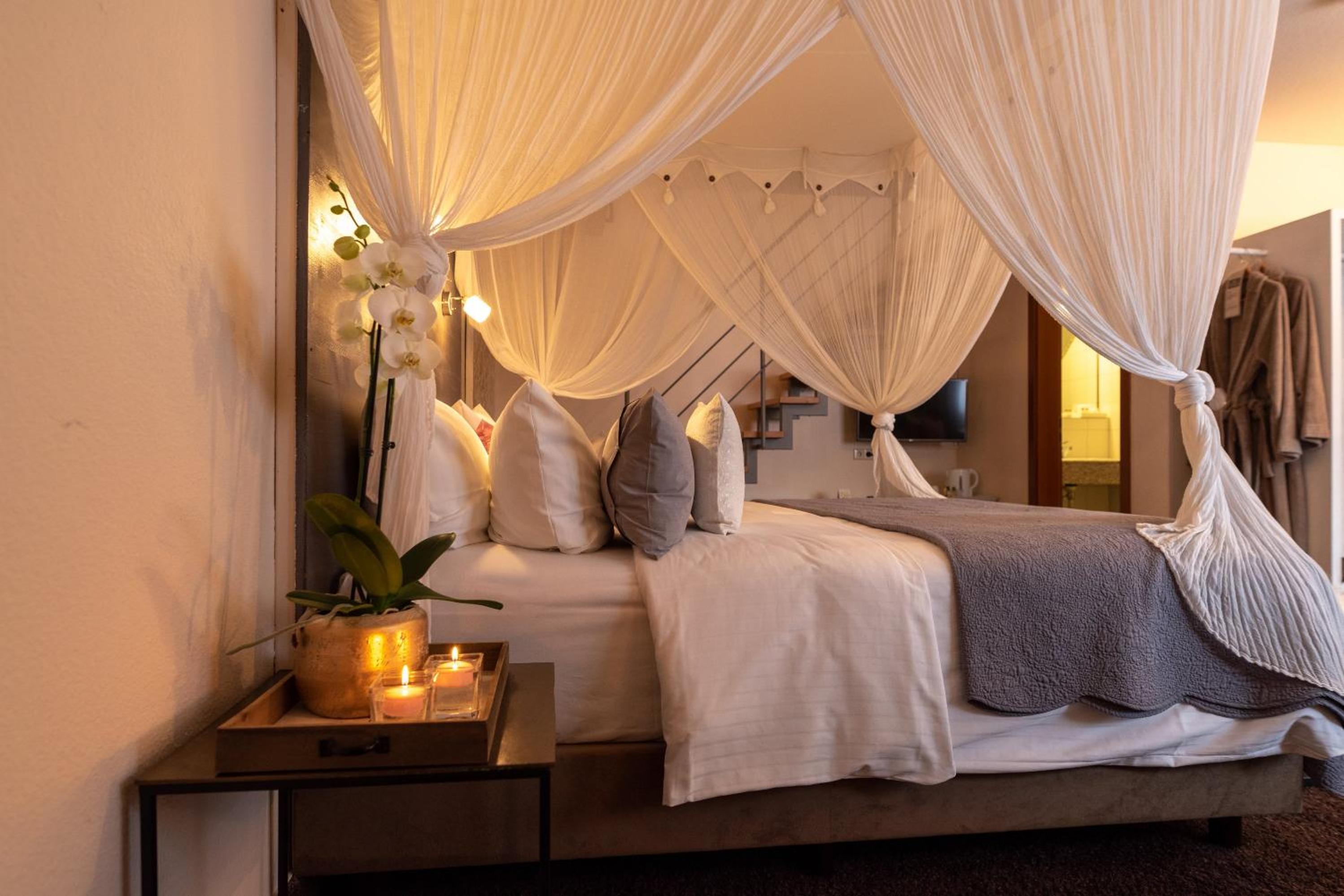 Deluxe Family Suite photo 2