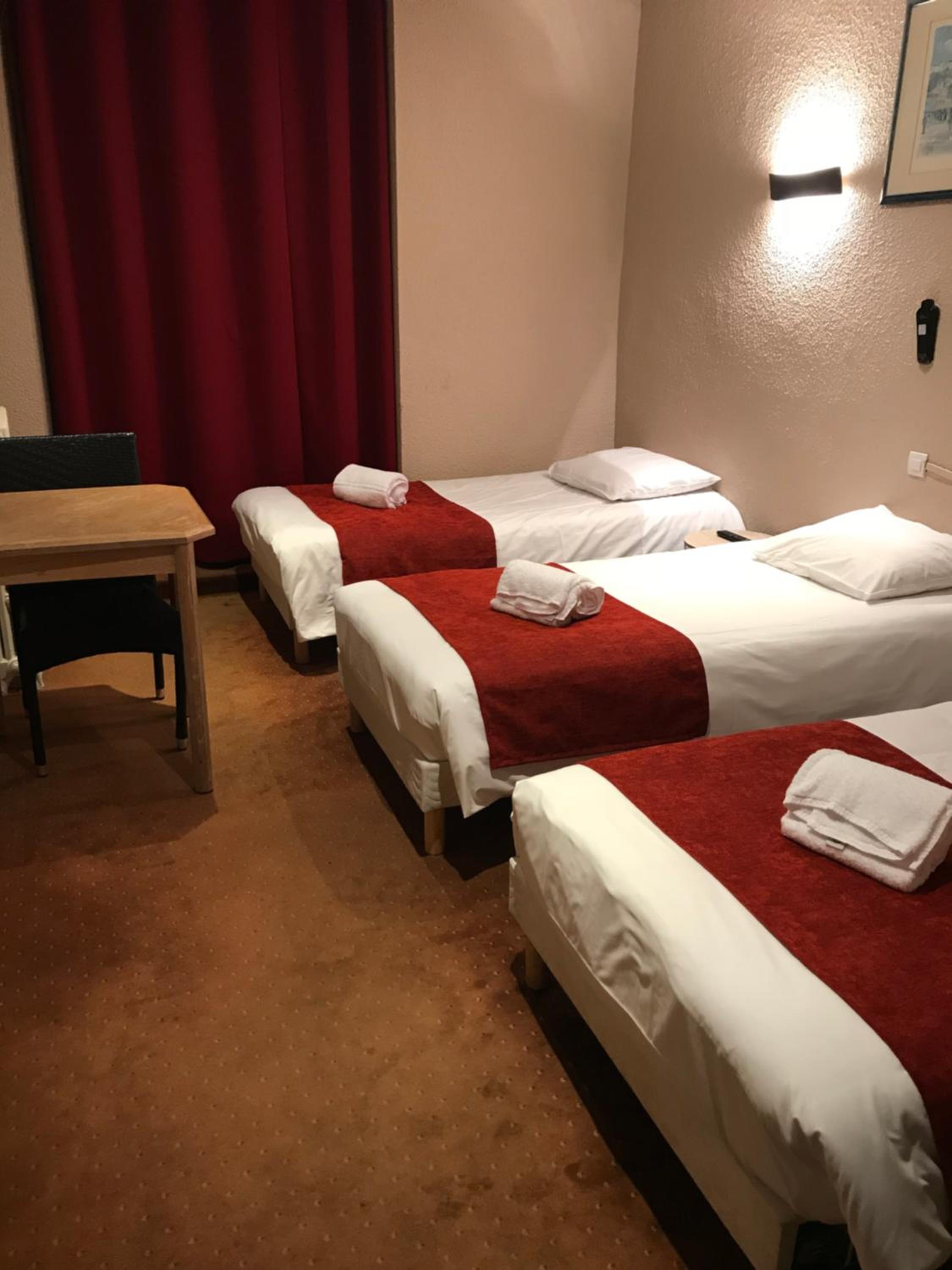Triple Room - Photo 6