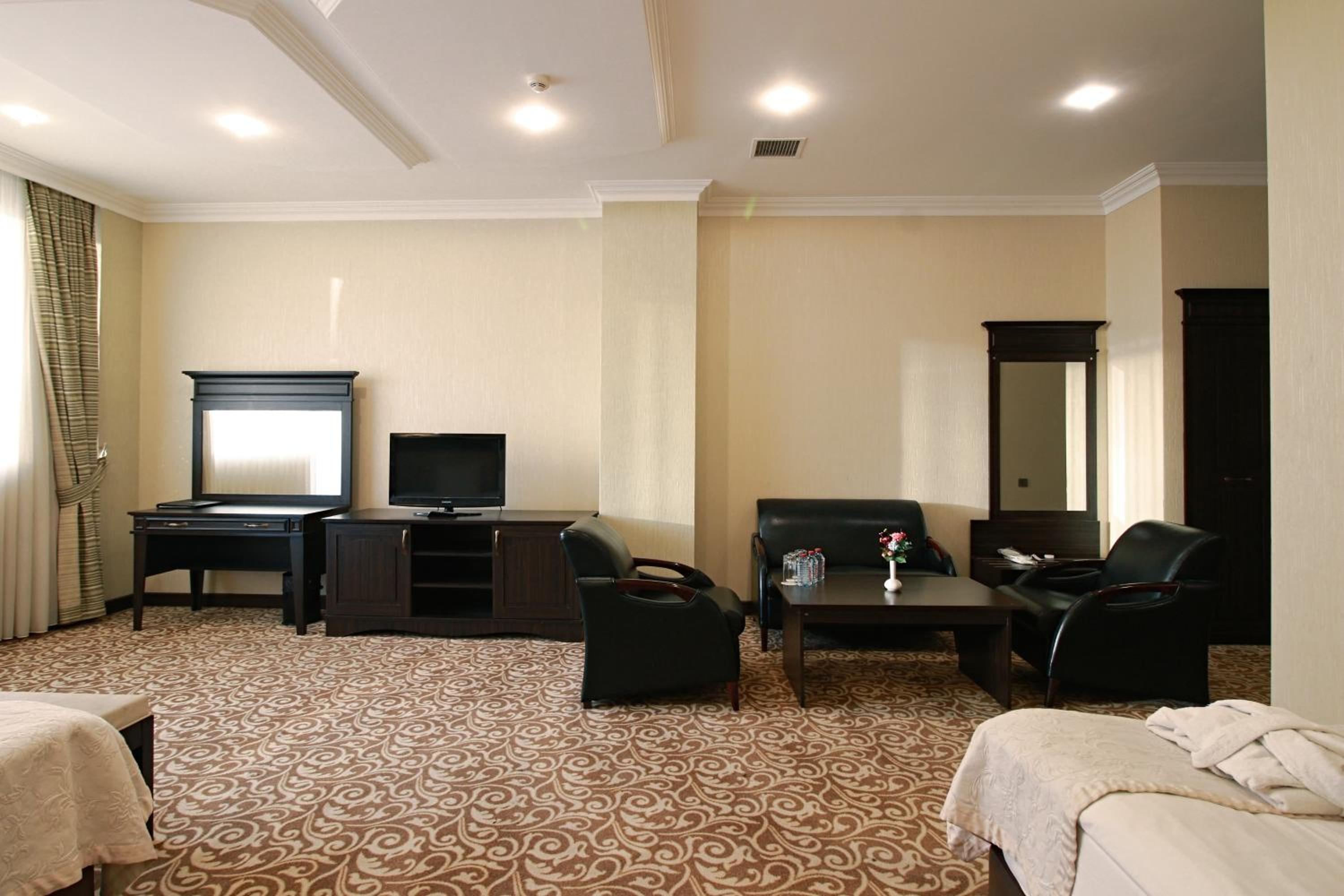 Standard Triple Room photo 3