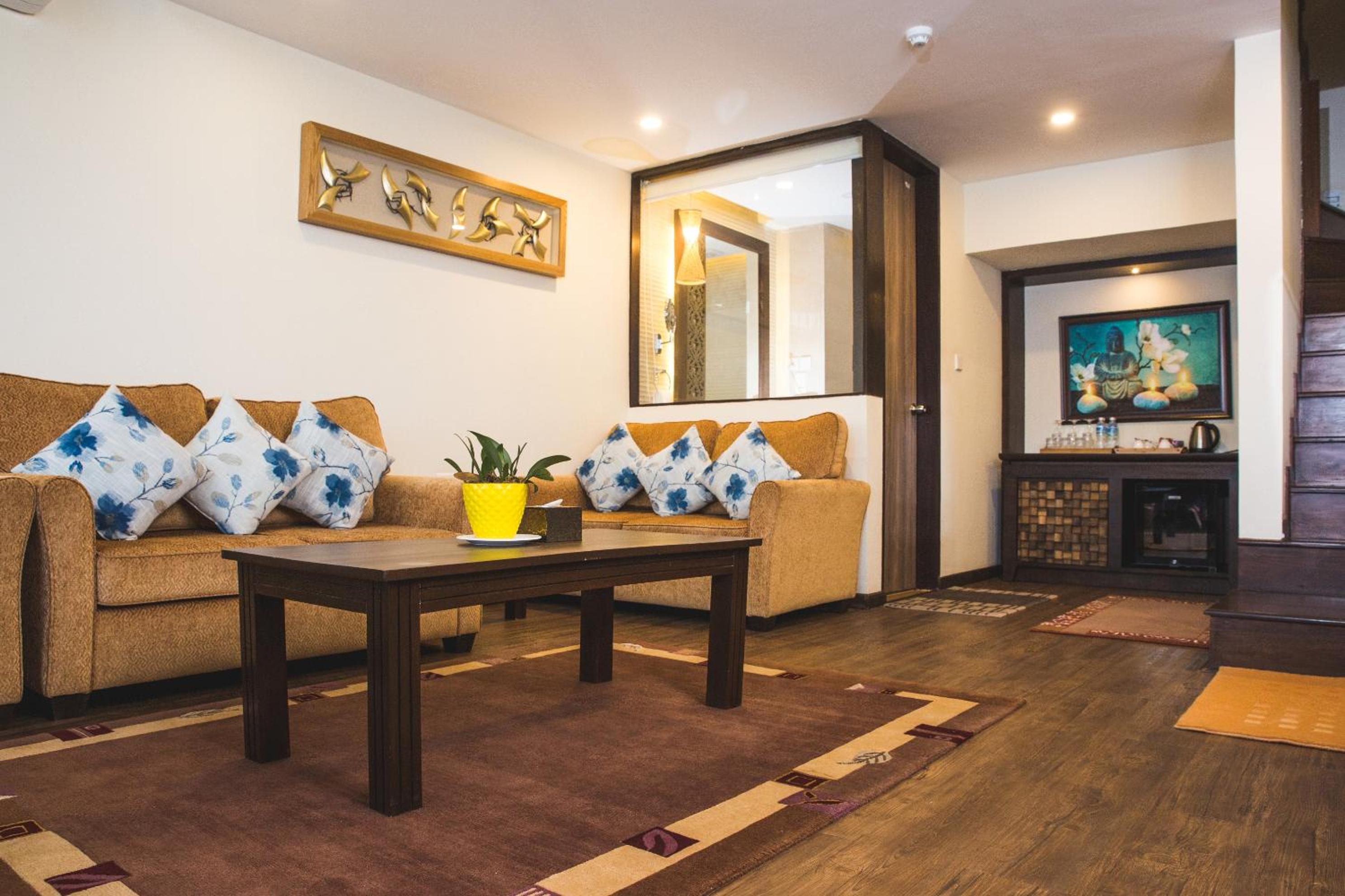 Executive Suite- 10% off on Food and Beverages, 20% off on Spa - Photo 2