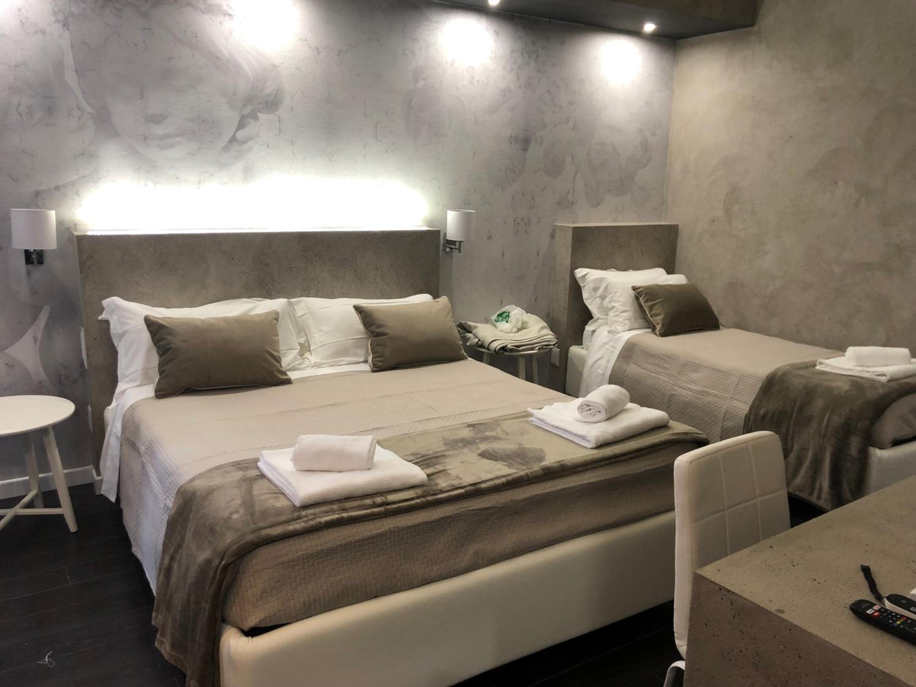 Luxury Triple Room photo 1