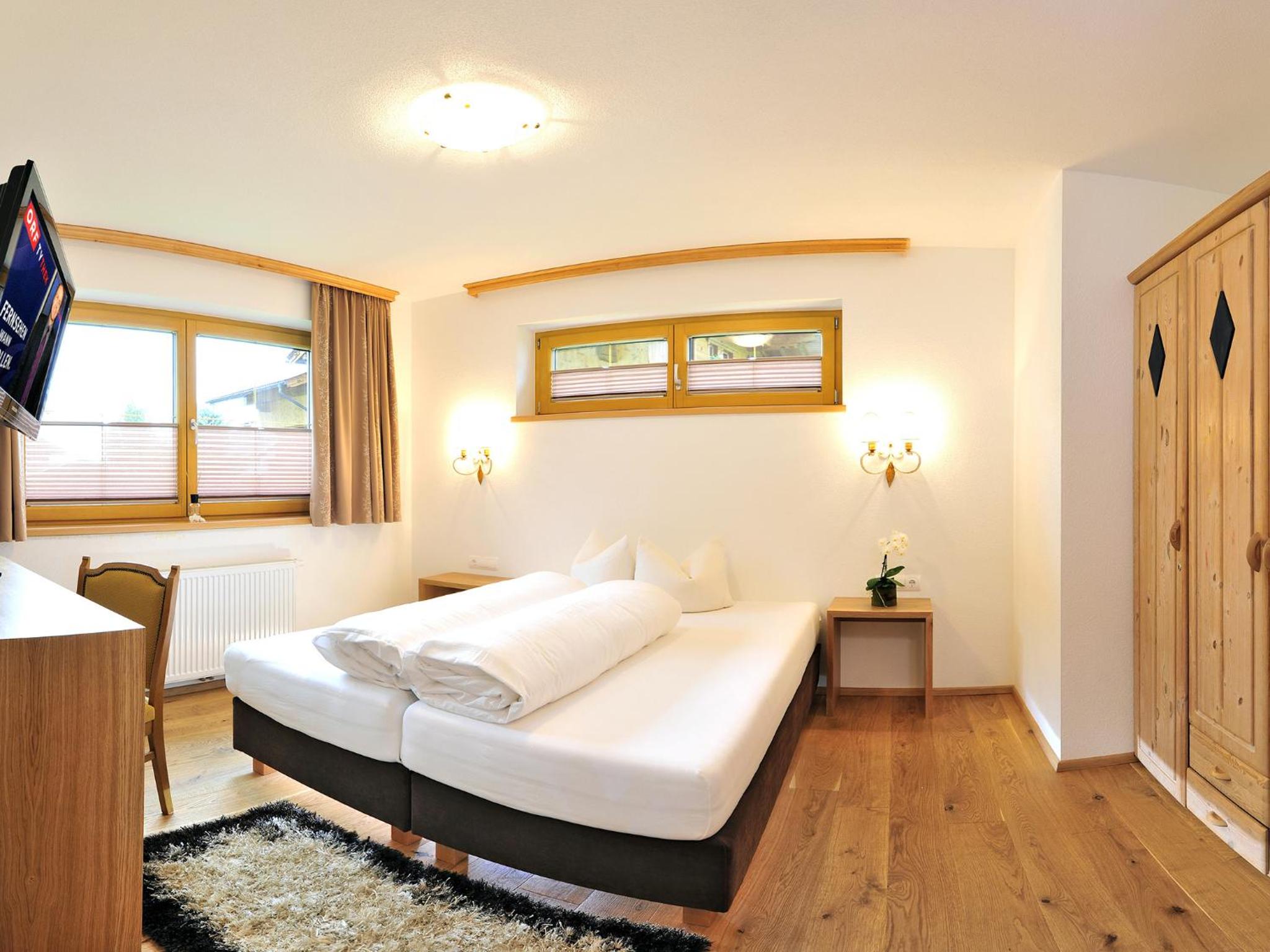 Three-Bedroom Apartment photo 1