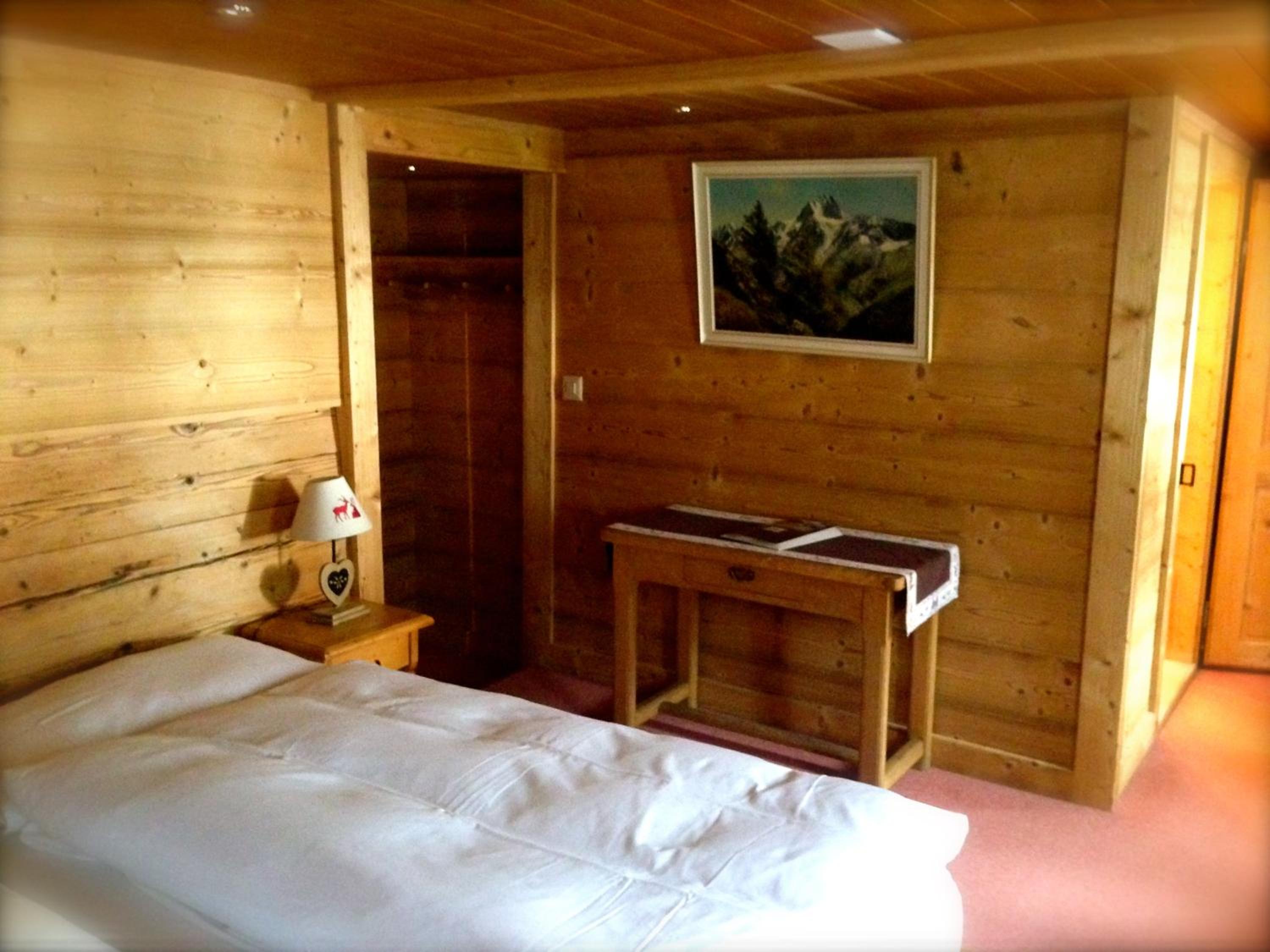 Twin Room with Balcony