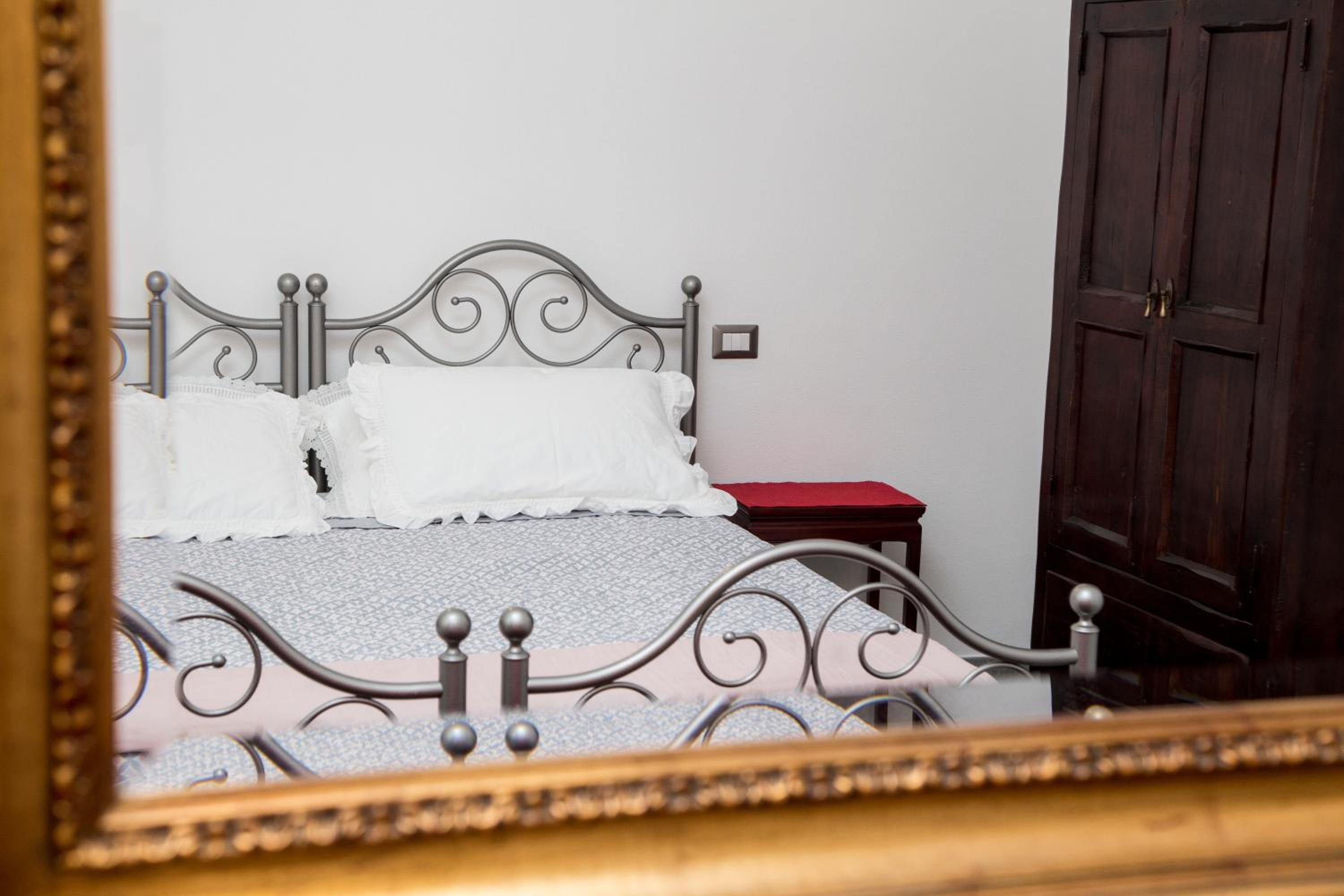 Double or Twin Room with Private Bathroom