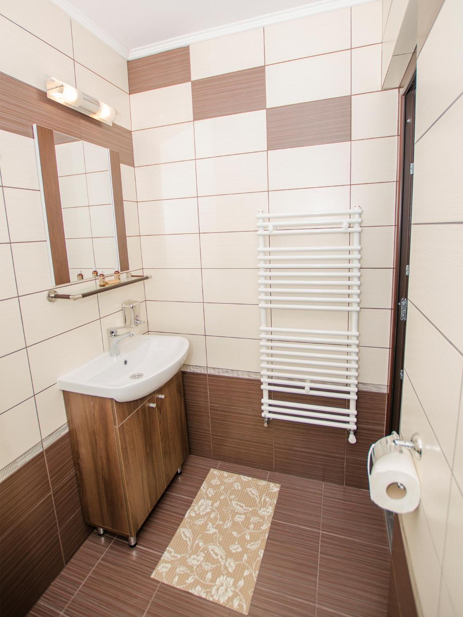Double Room with Mountain View - Photo 10