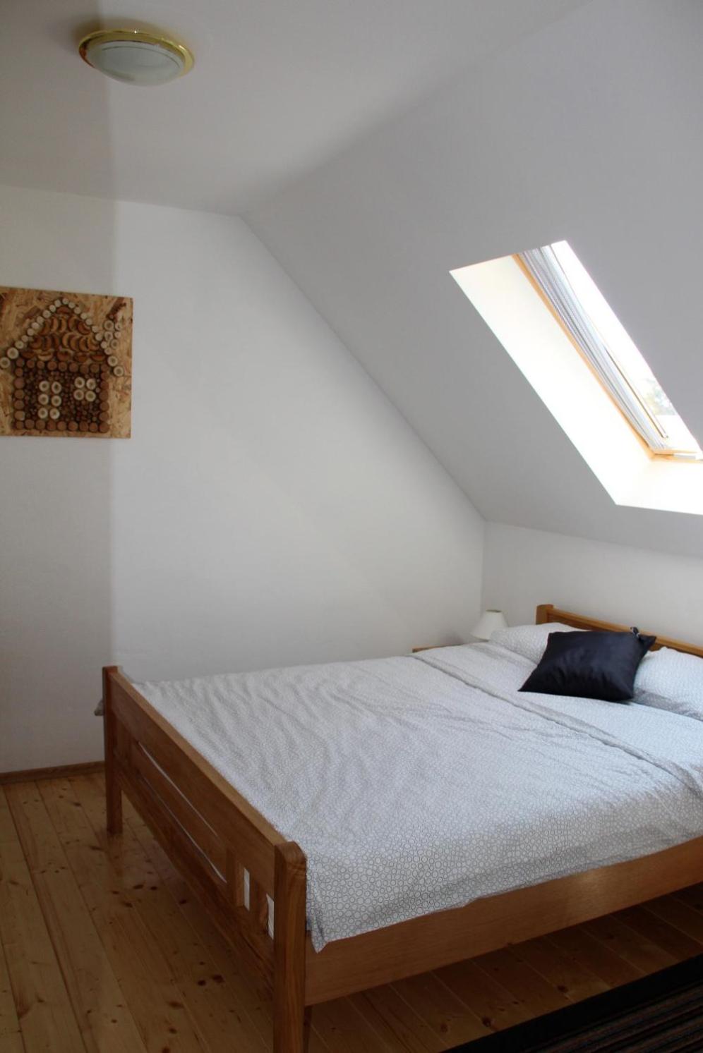 Triple Room with Private Bathroom photo 2