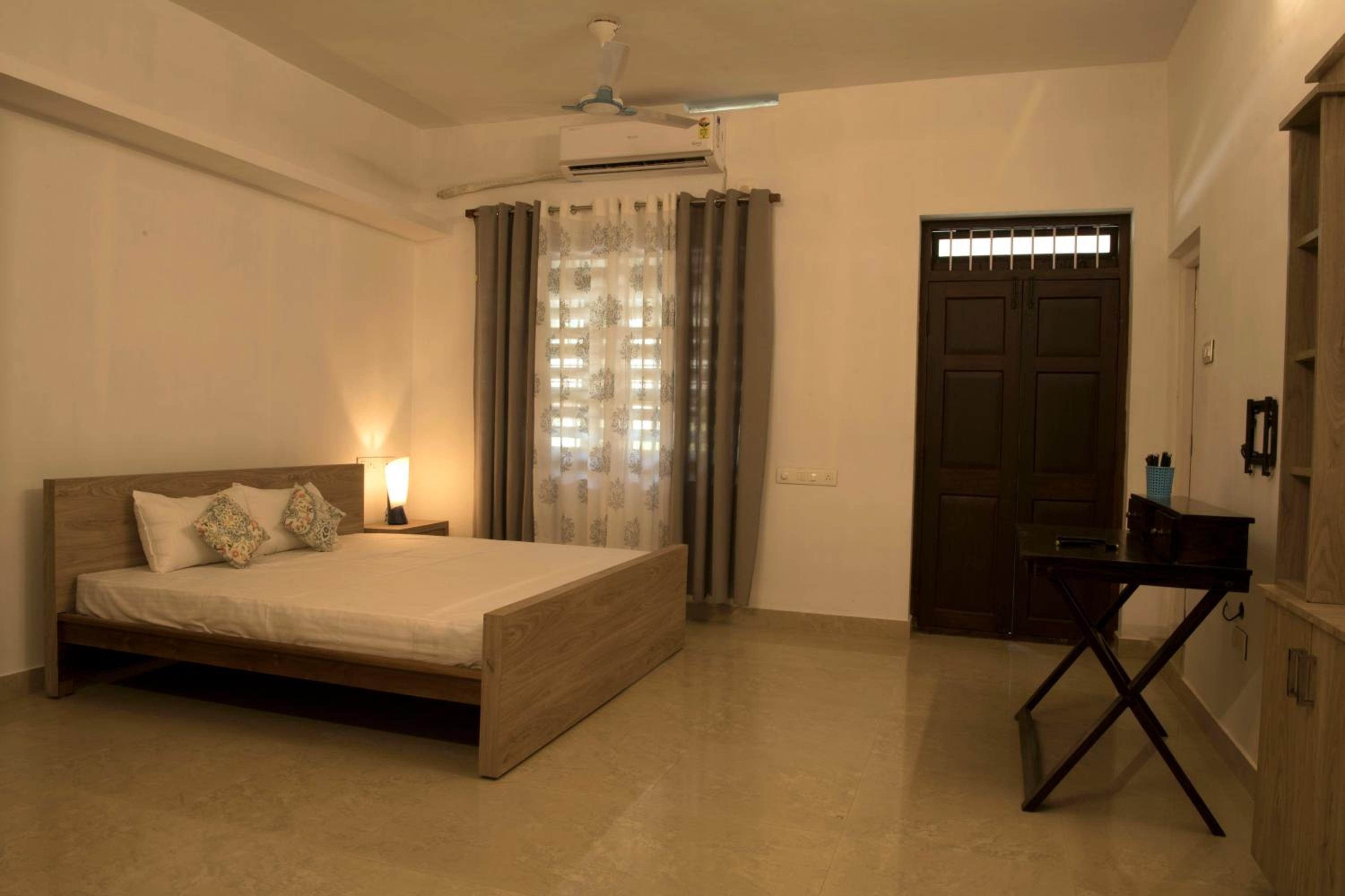 King Room with Balcony
