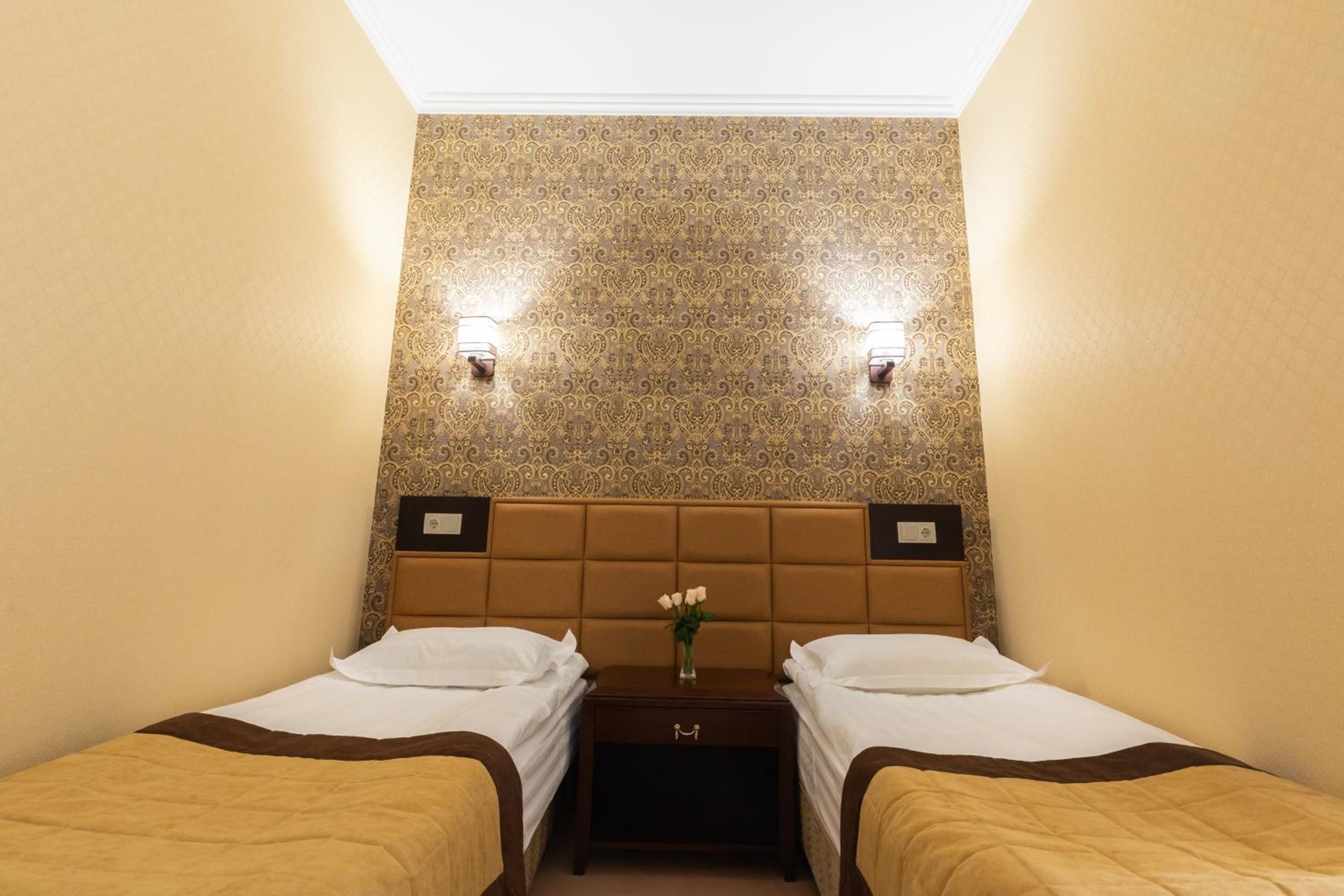 Superior Twin Room with Garden View photo 3