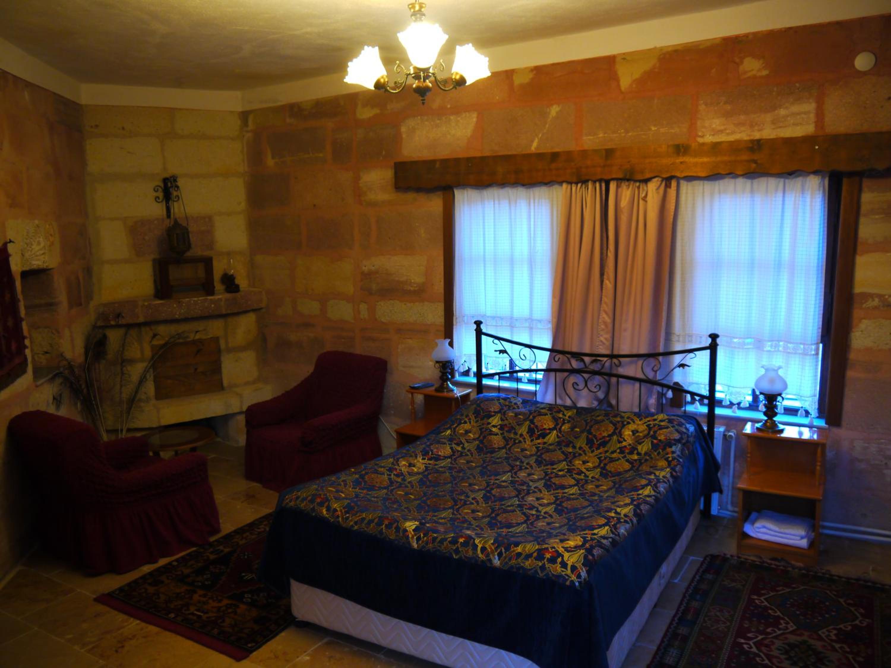 Deluxe Family Suite photo 1