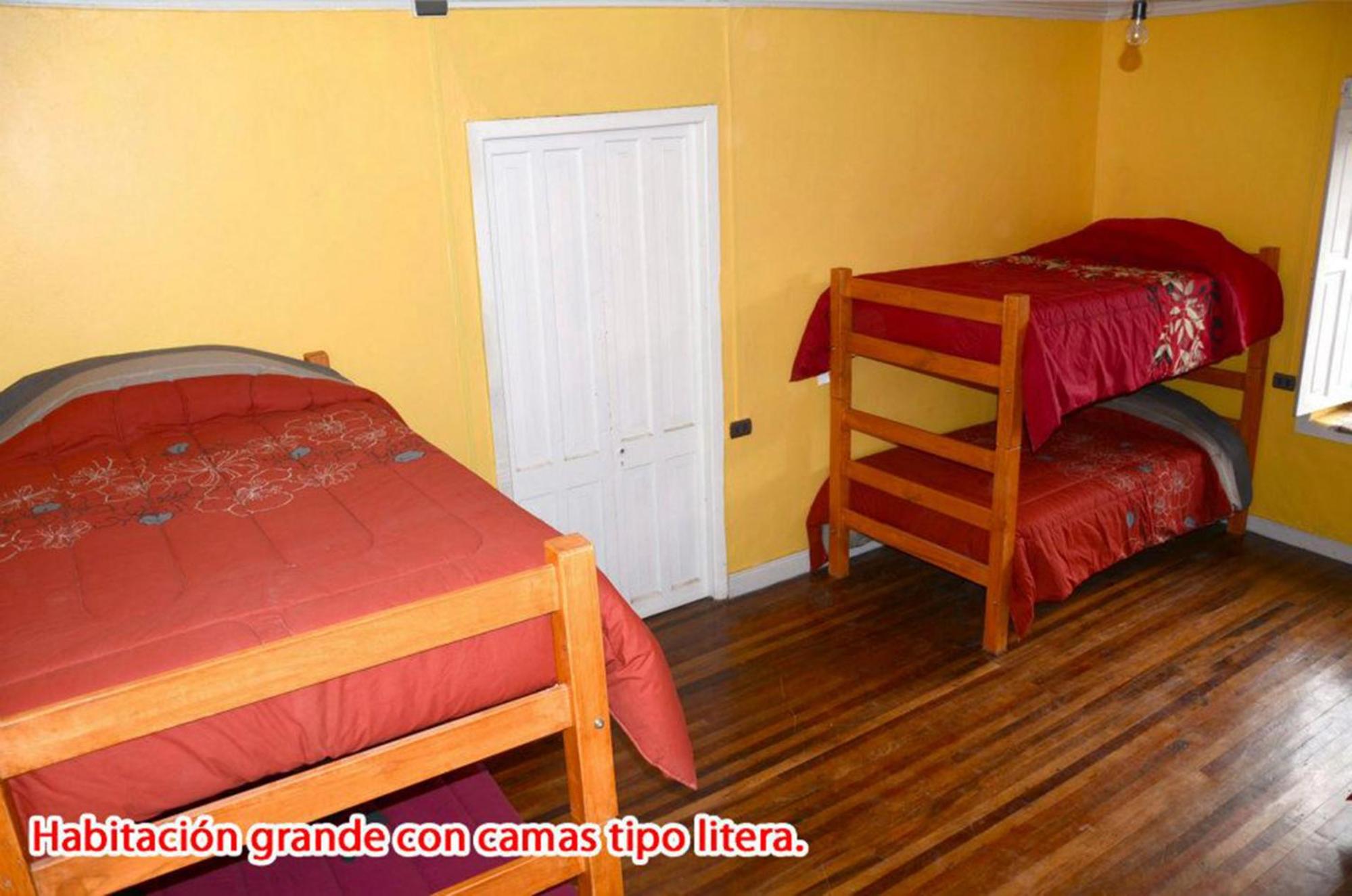 Bed in 8-Bed Mixed Dormitory Room photo 2