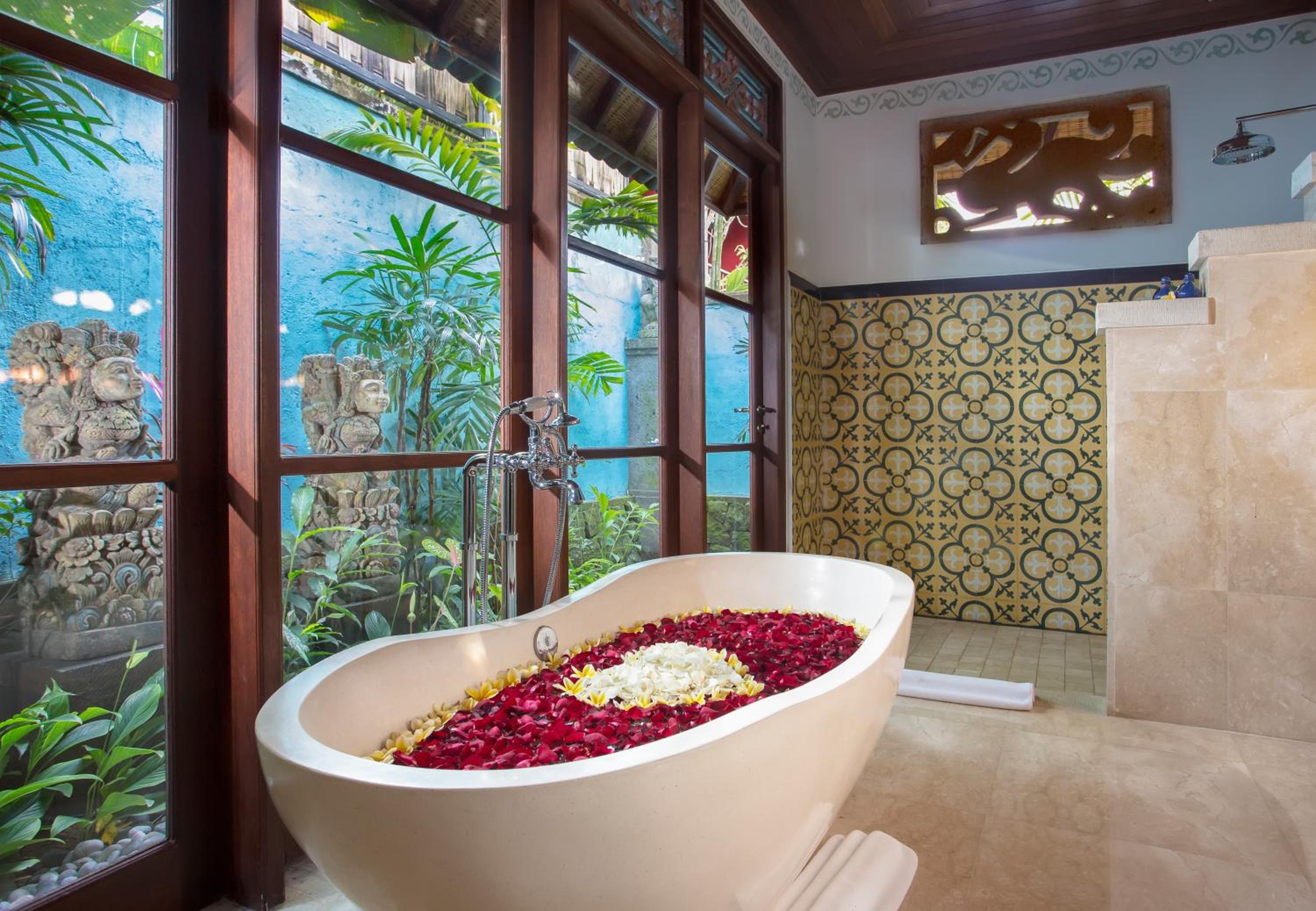 One-Bedroom Pool Villa with Free Benefit