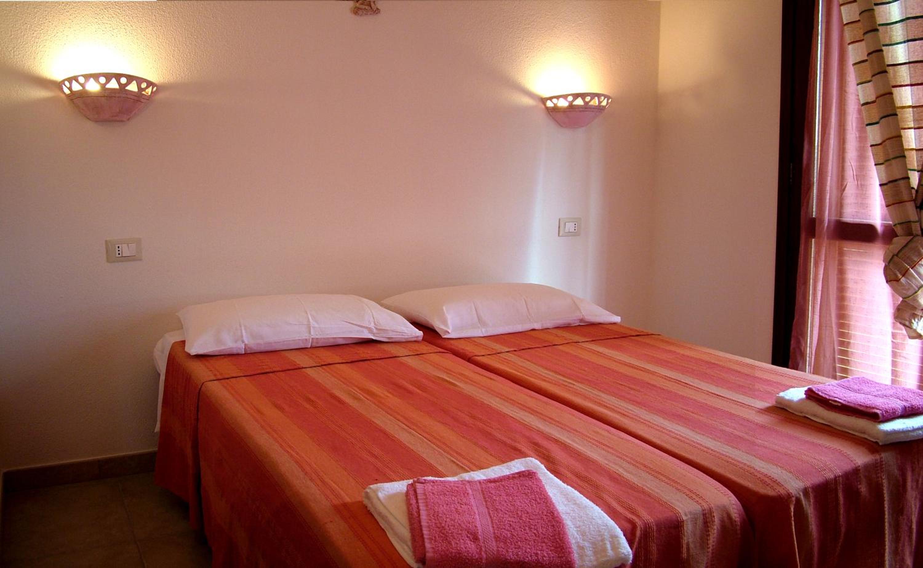 Two Connecting Rooms with Terrace photo 3