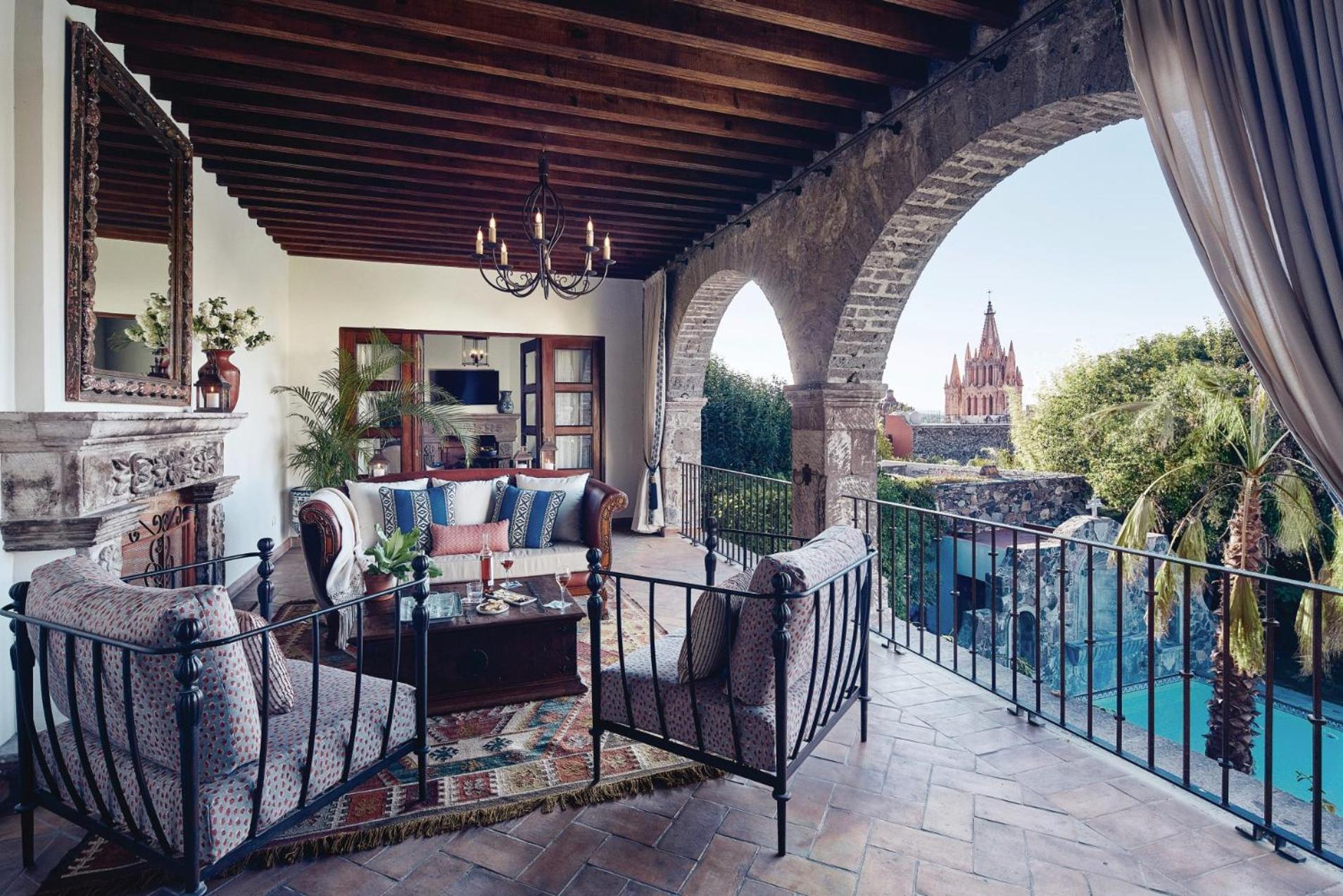 Suite with Balcony (Cantera) - Photo 3