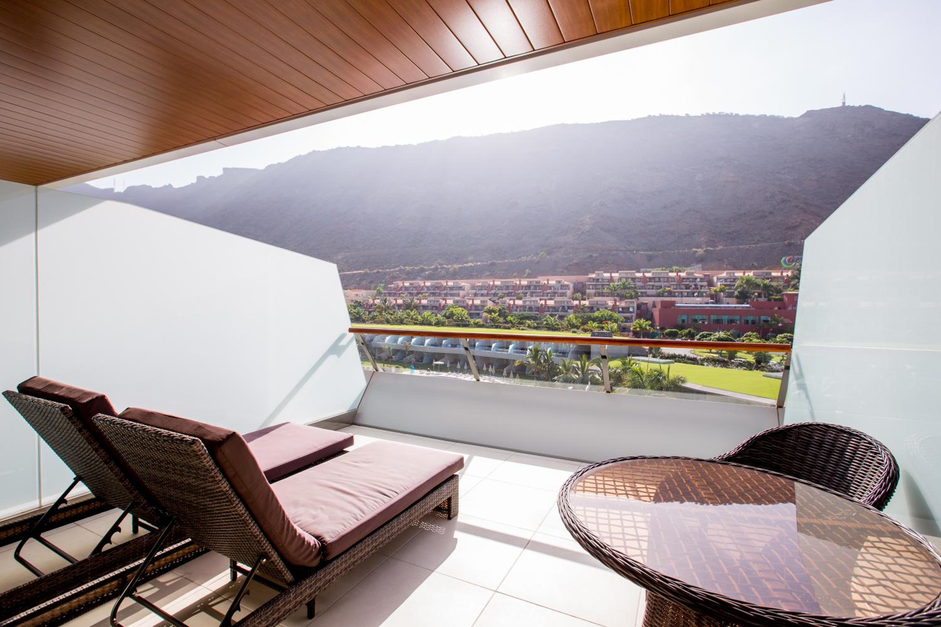 Superior Room Pool View photo 3