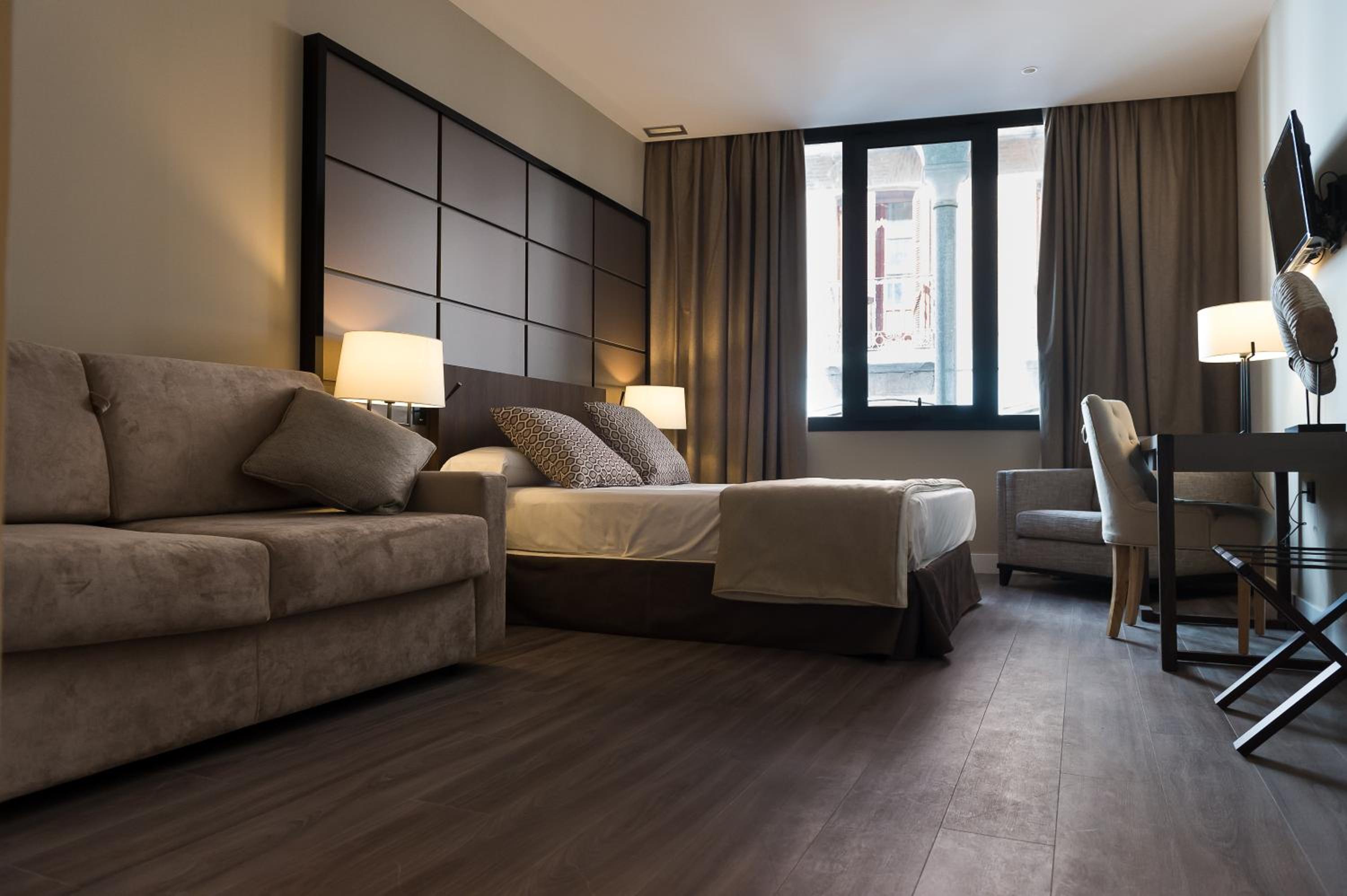 Superior Triple Room - Photo 1