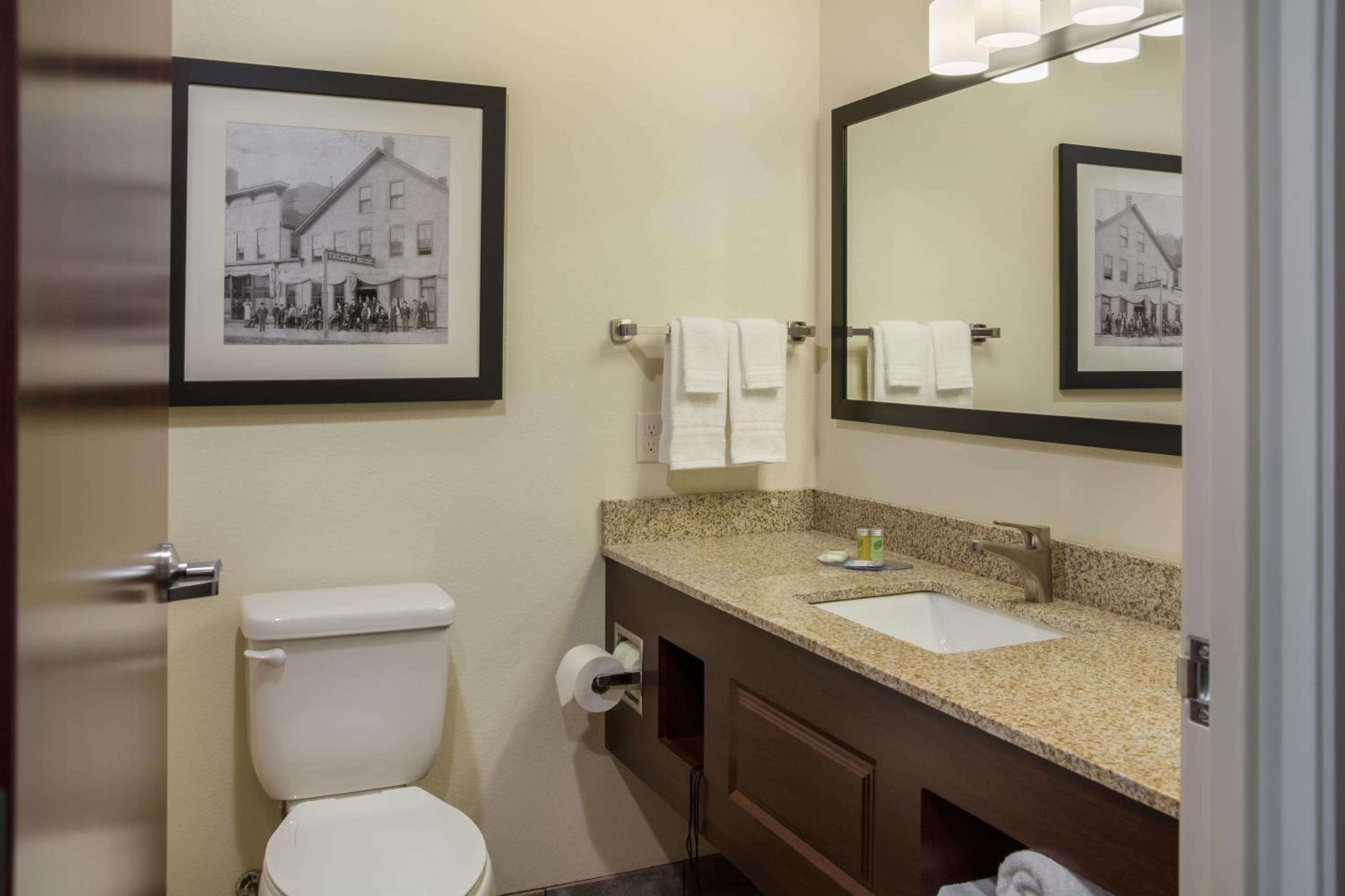 Queen Room - Photo 4