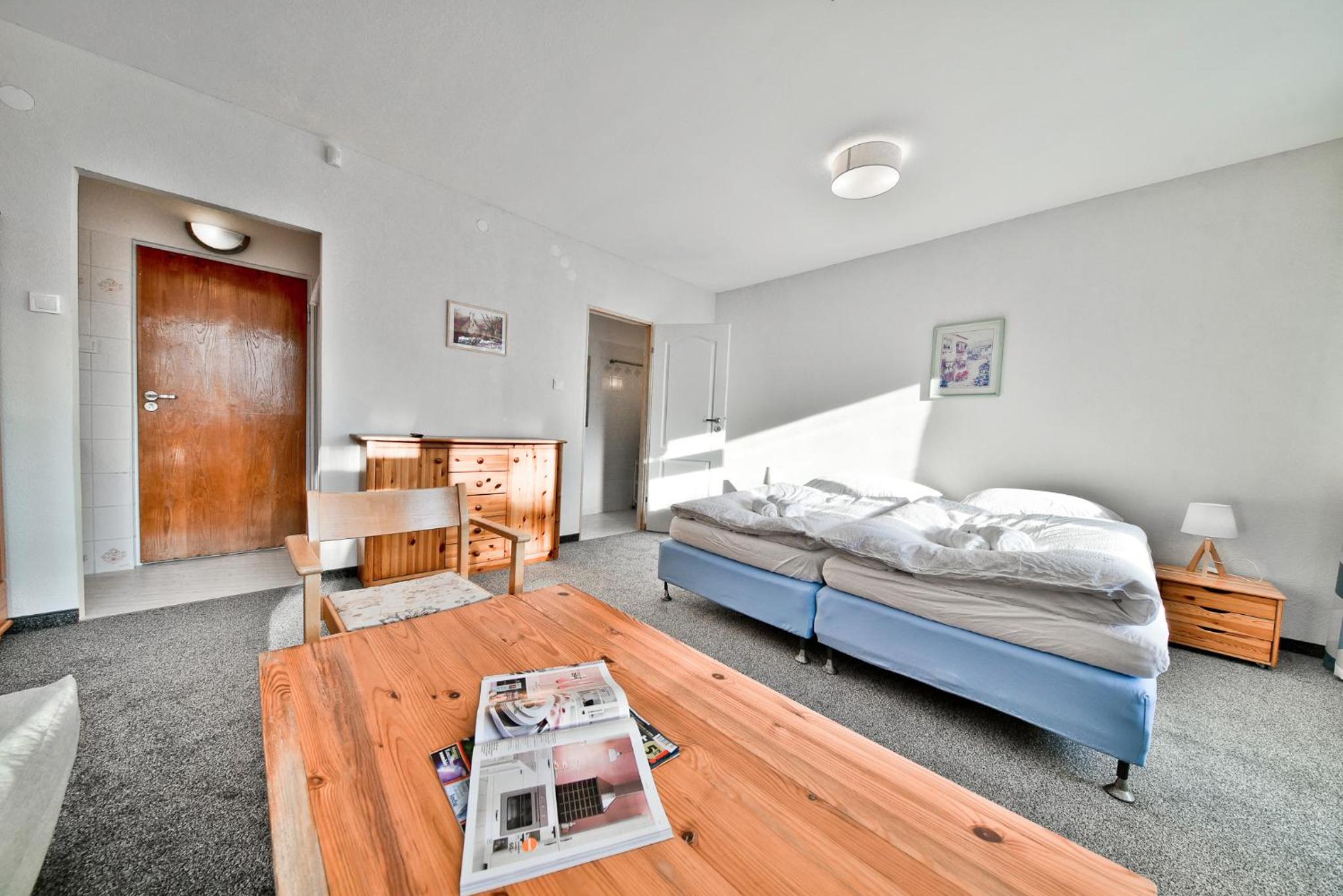 Quadruple Room with Mountain View photo 3