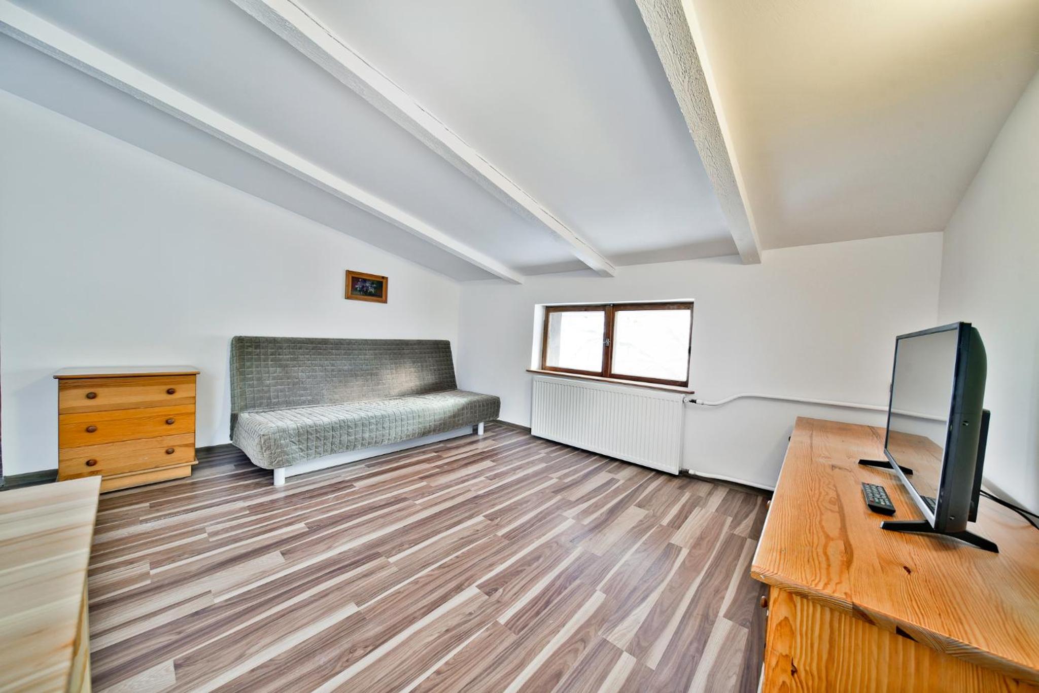 Quadruple Room with Mountain View photo 2