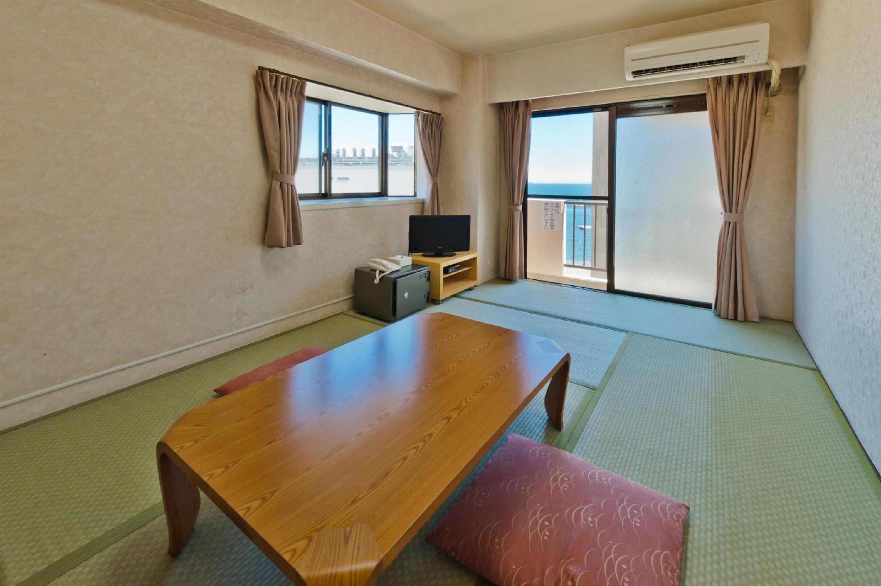 Japanese-Style Standard Twin Room - Partial Sea View - Photo 9