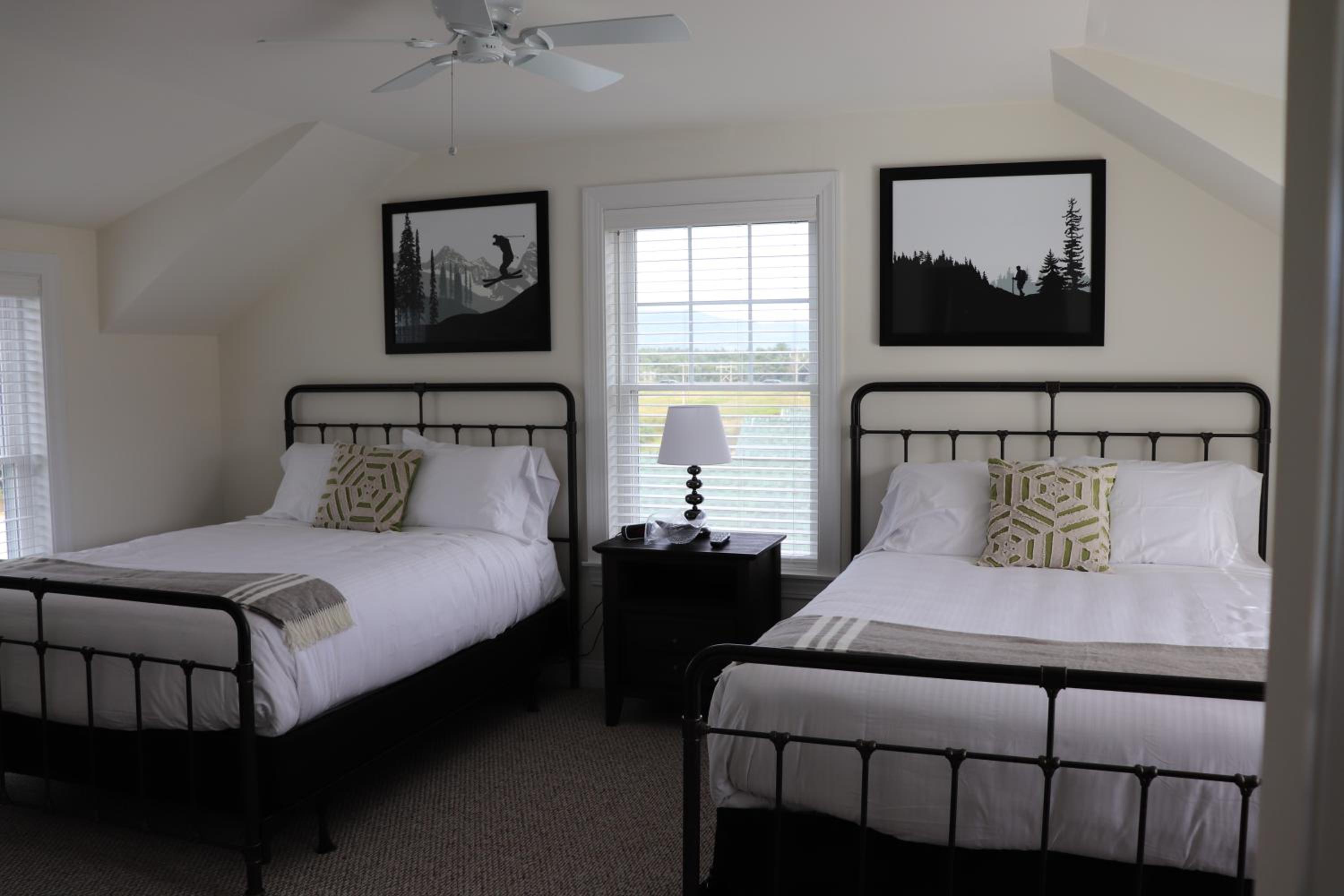 Four-Bedroom House photo 3