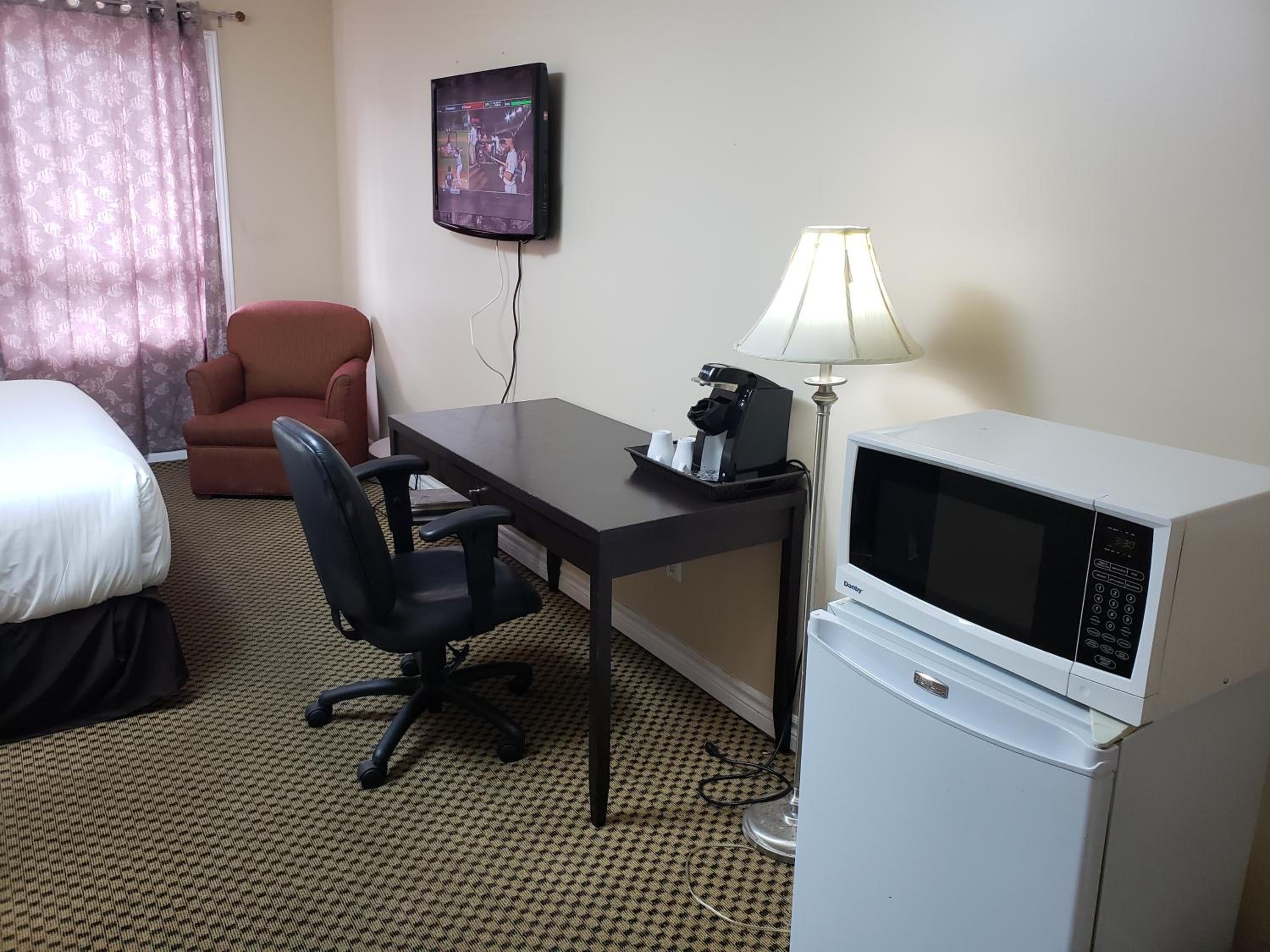 Queen Room - Photo 3