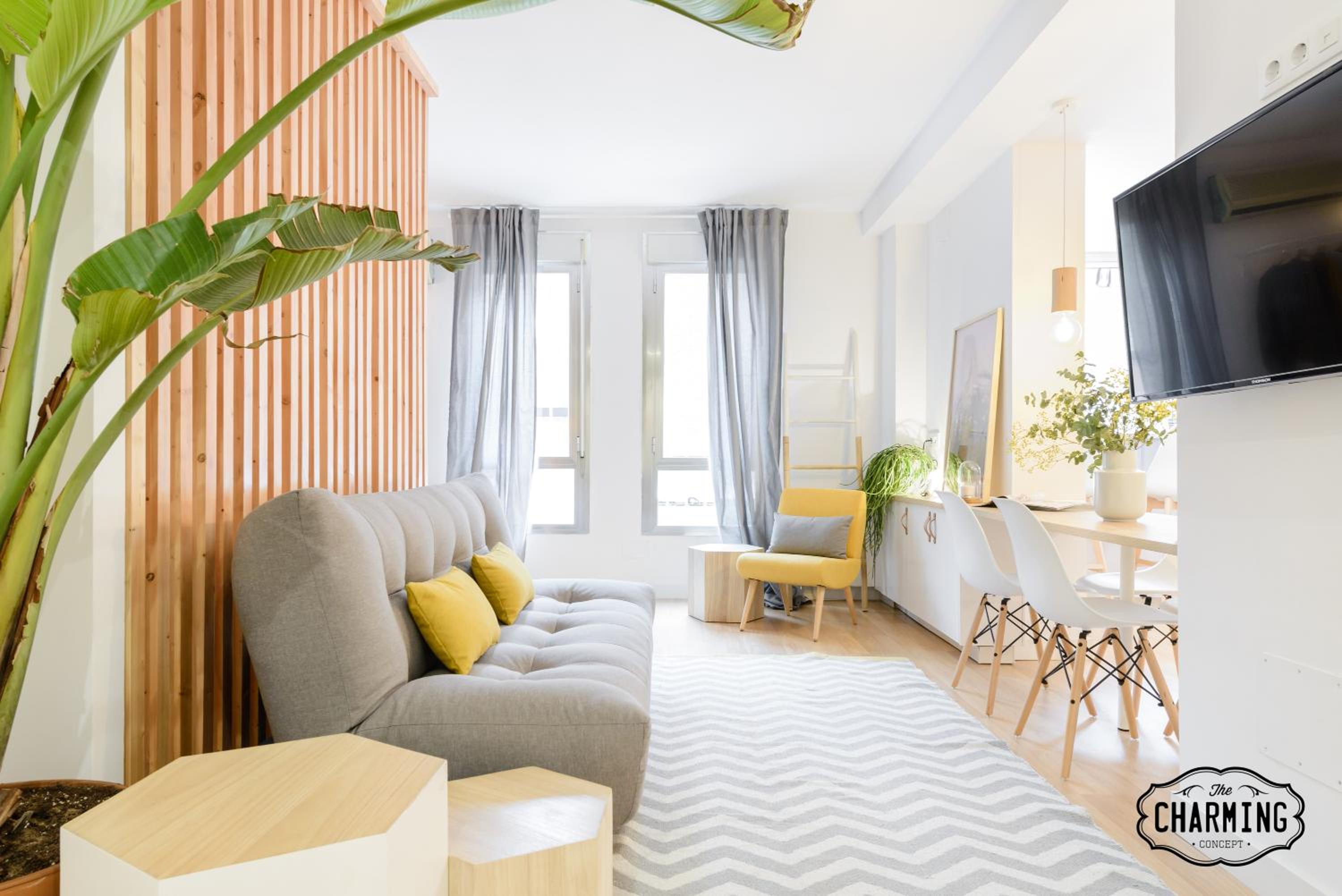 Studio Apartment photo 3