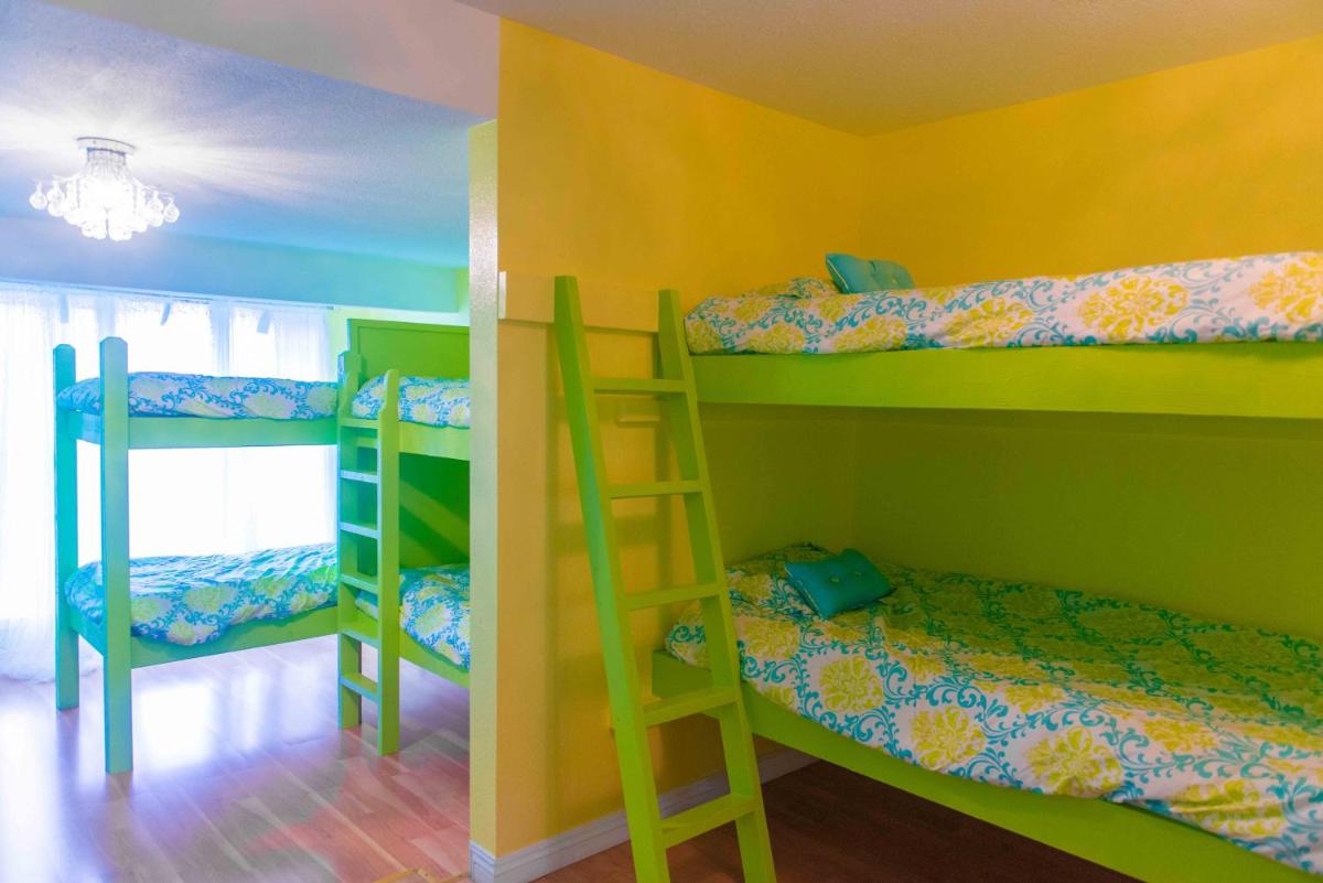 Bed in 6-Bed Mixed Dormitory Room photo 2