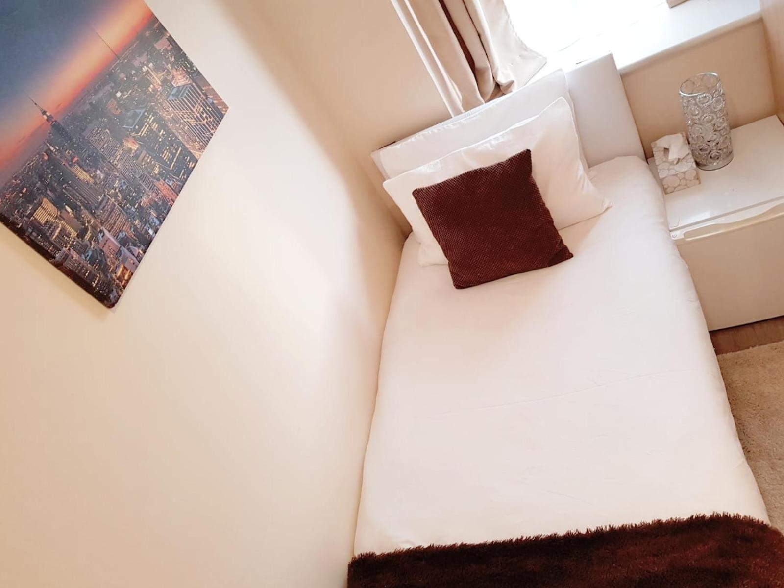 Budget Single Room photo 2