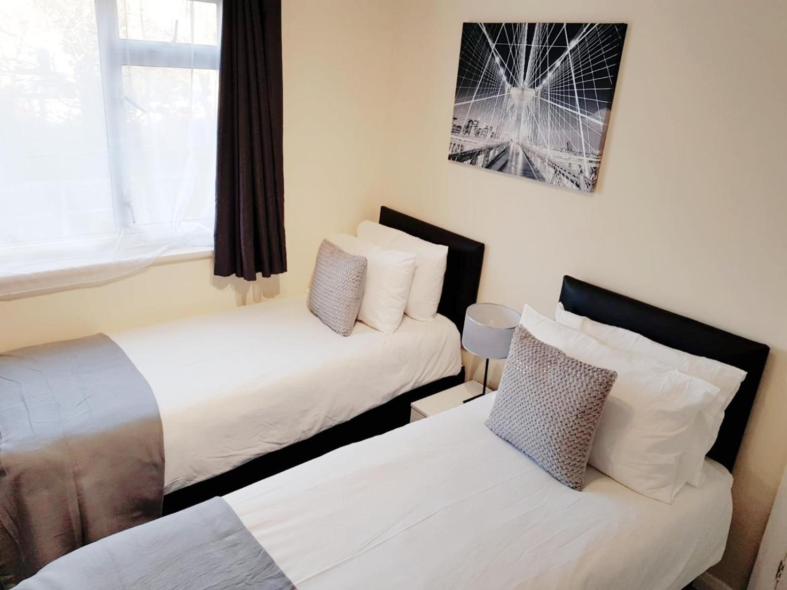 Double or Twin Room with Garden View photo 3