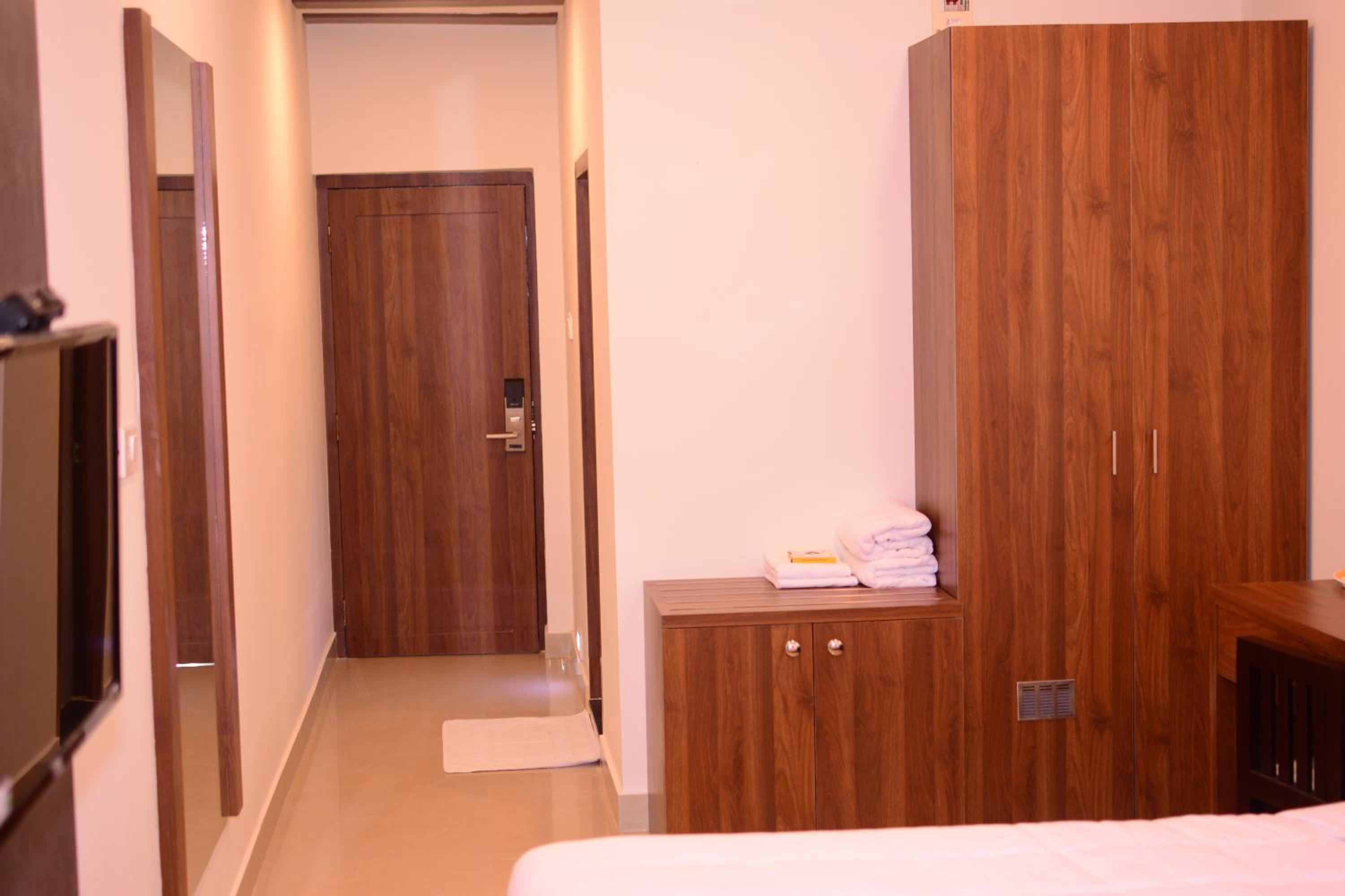 Deluxe Room - Photo 3