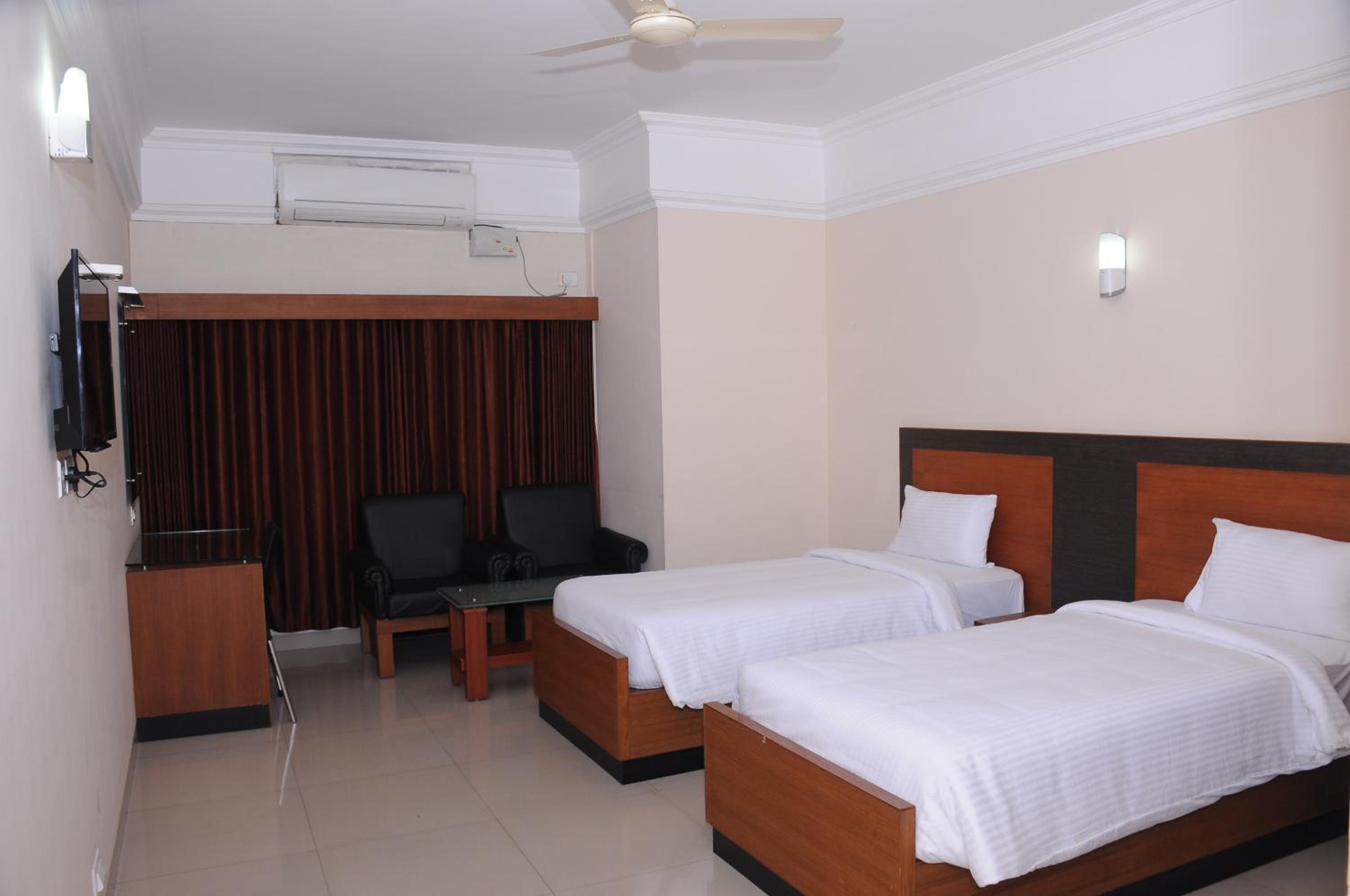 Standard Double Room - Photo 1