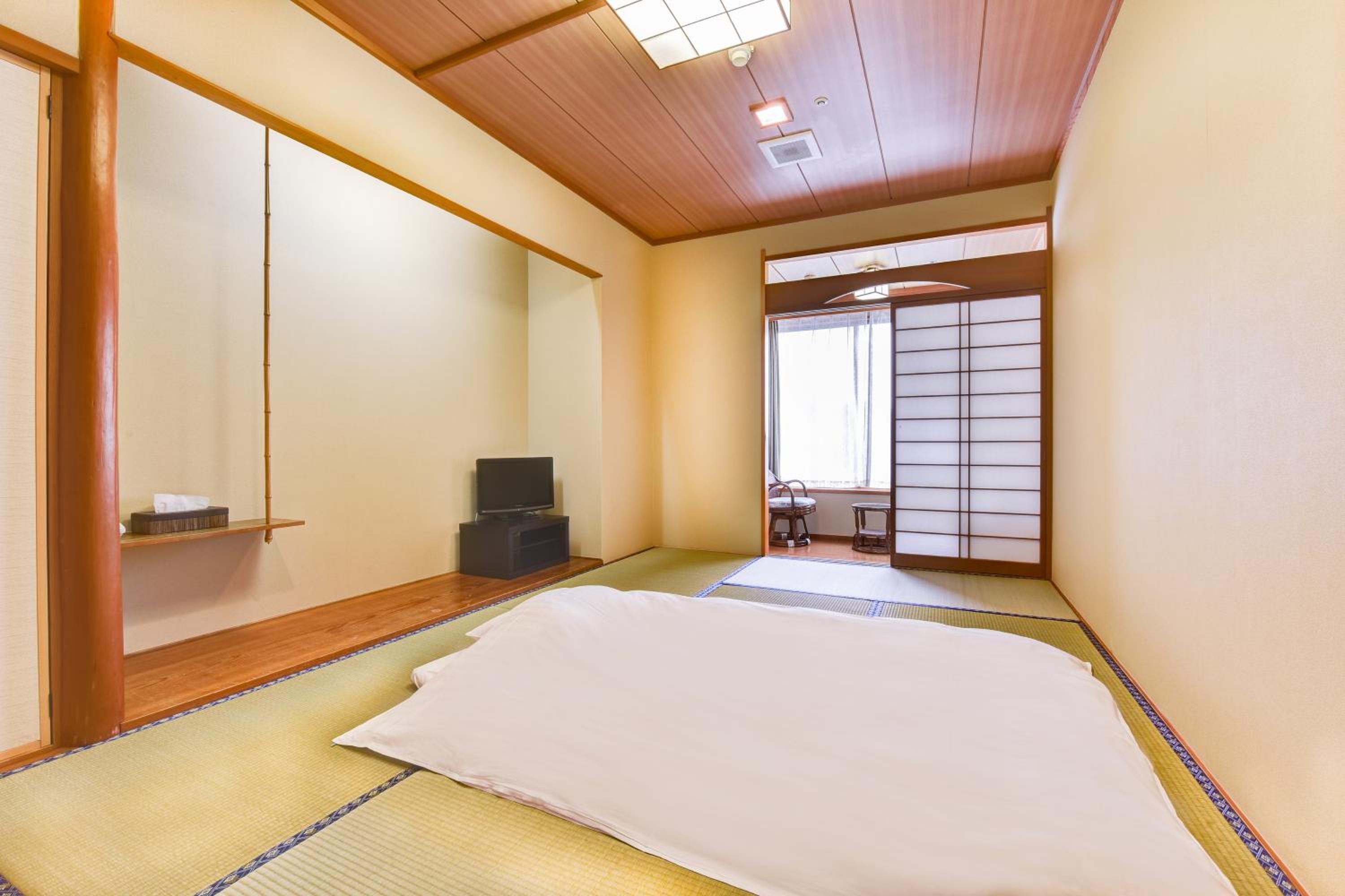 Japanese-Style Triple Room - Photo 2