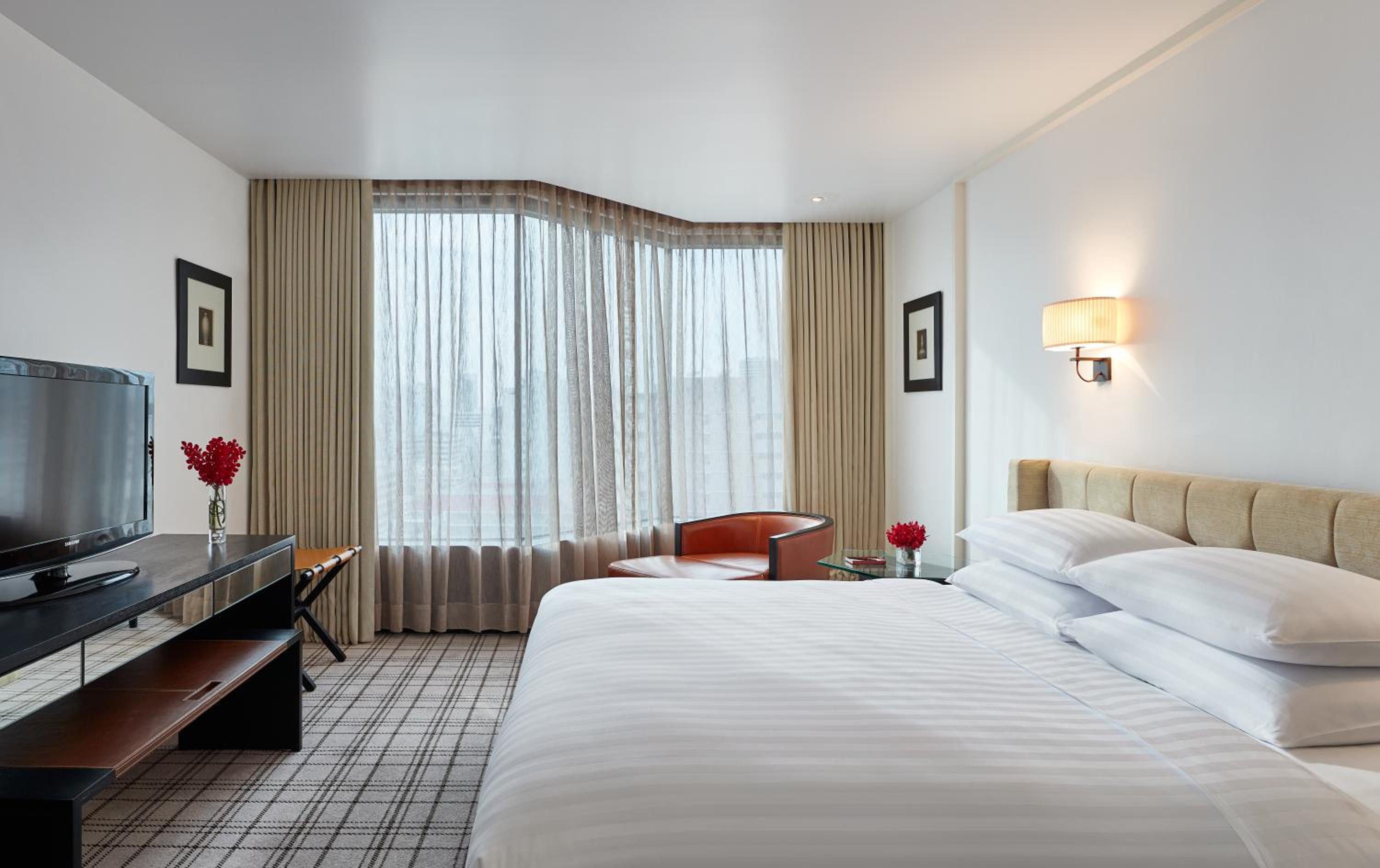 Premier Suite - Club Access
