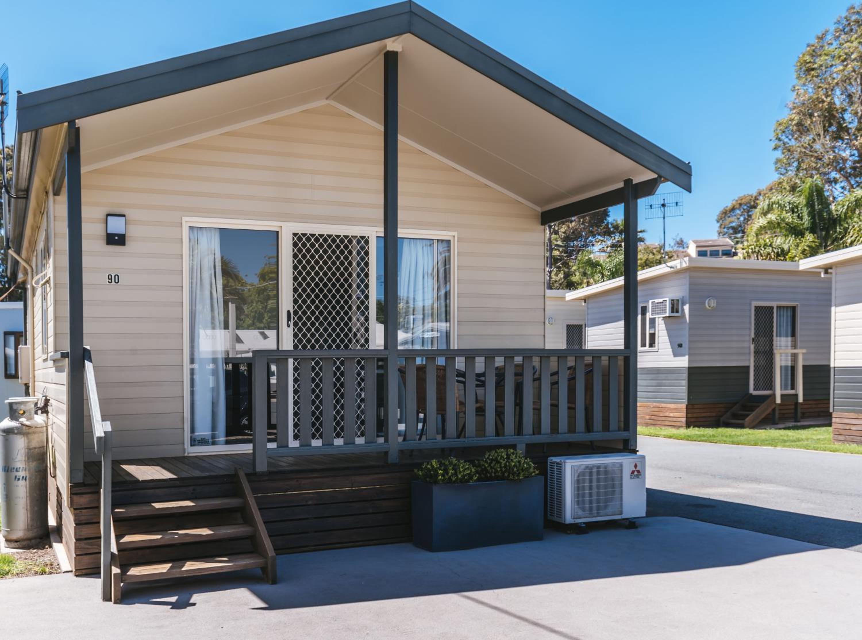 Two-Bedroom Villa with Park View photo 2