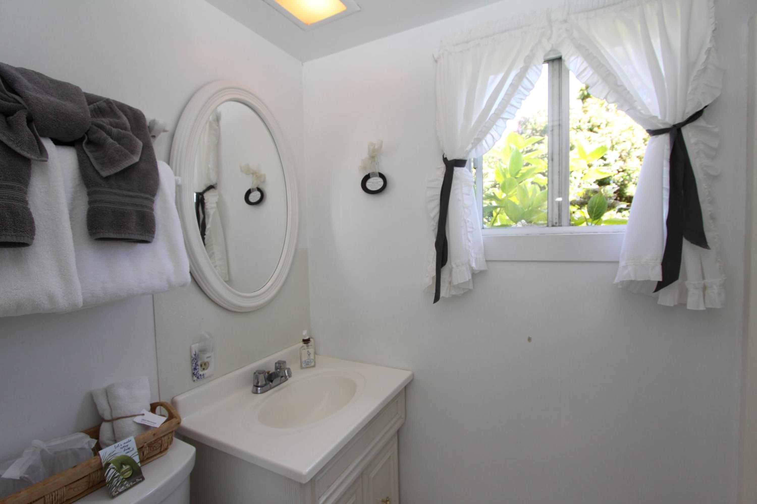 Deluxe Double Room with Balcony photo 2