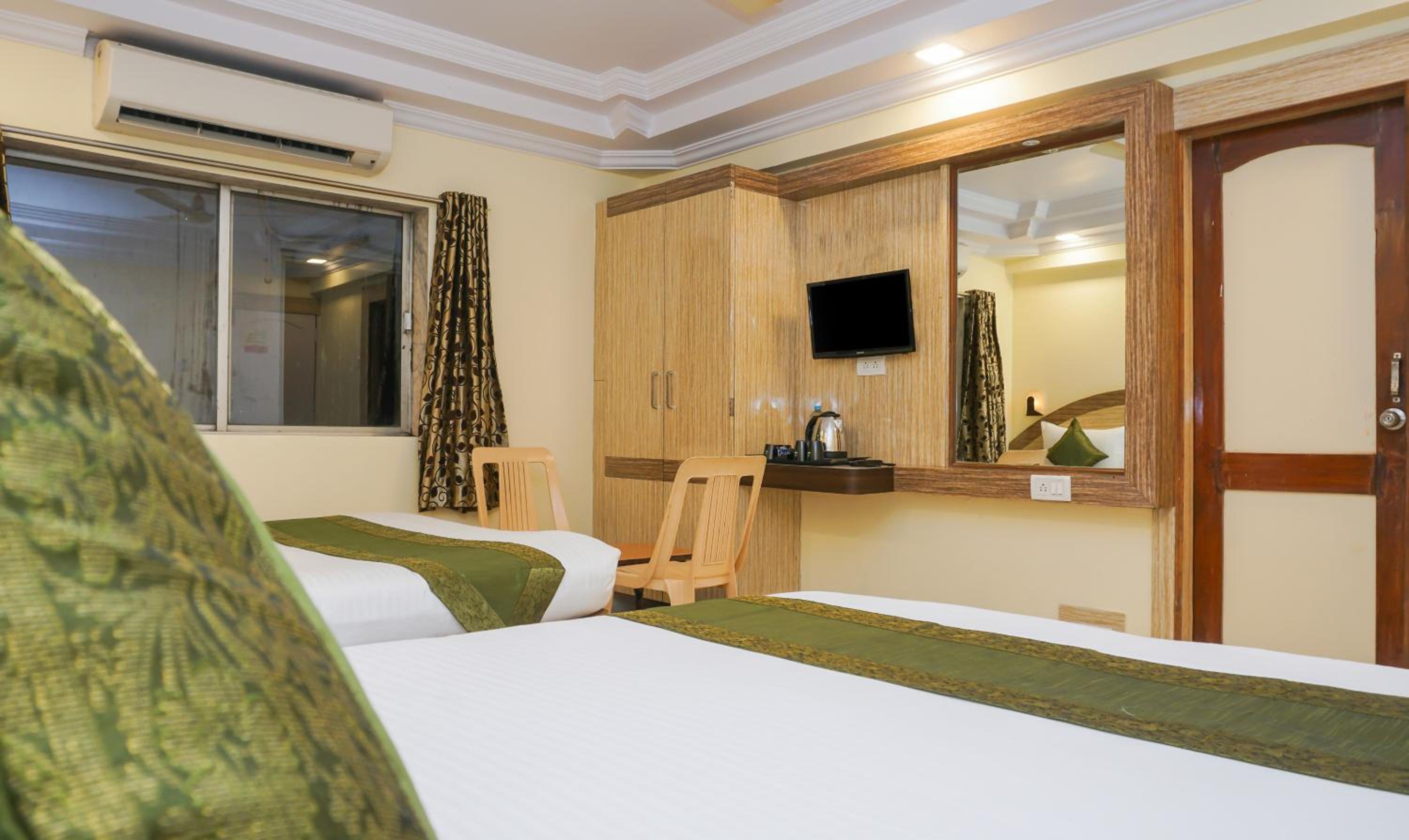 Superior Room - Photo 15