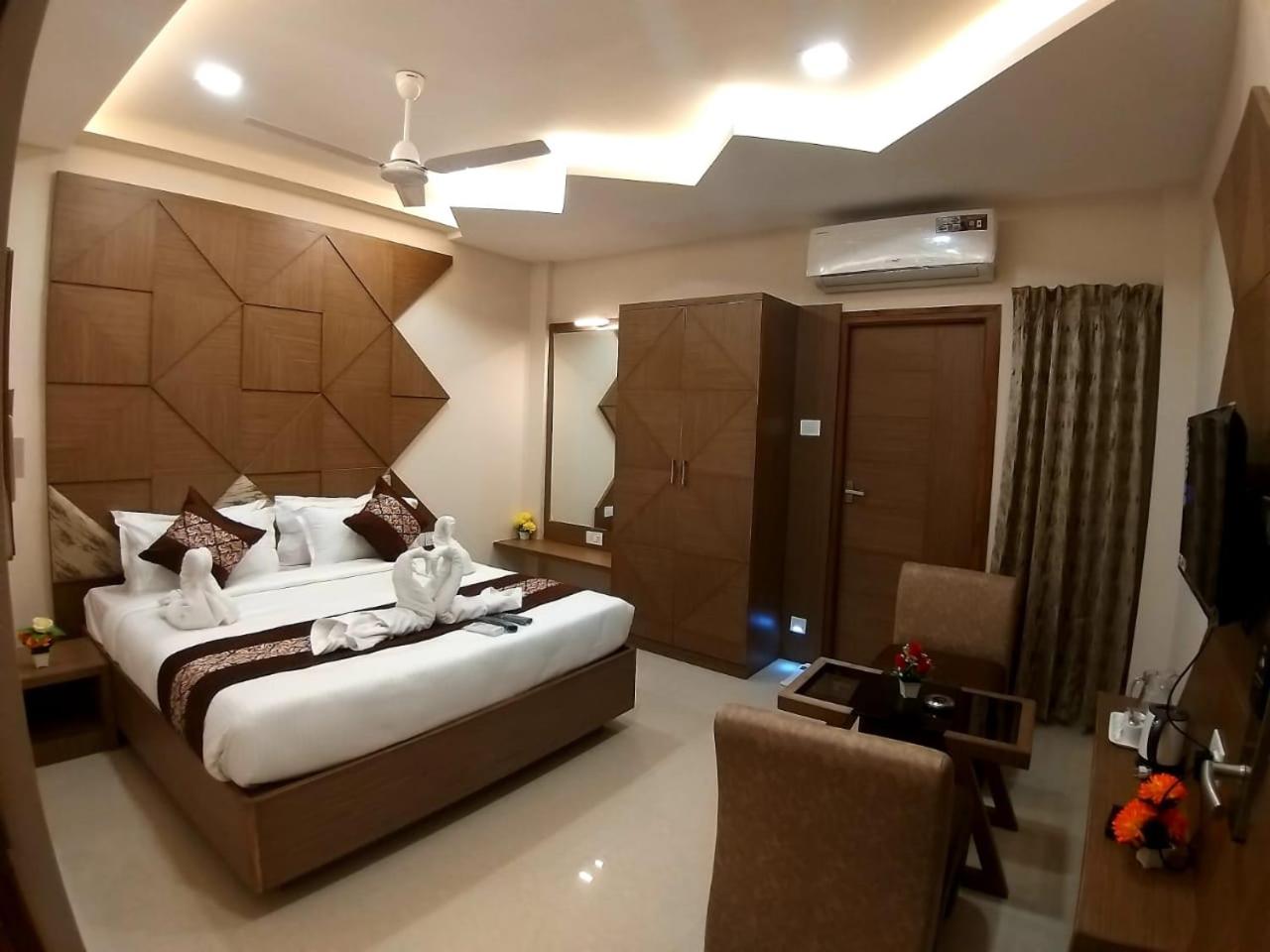 Deluxe Double Room - Photo 2