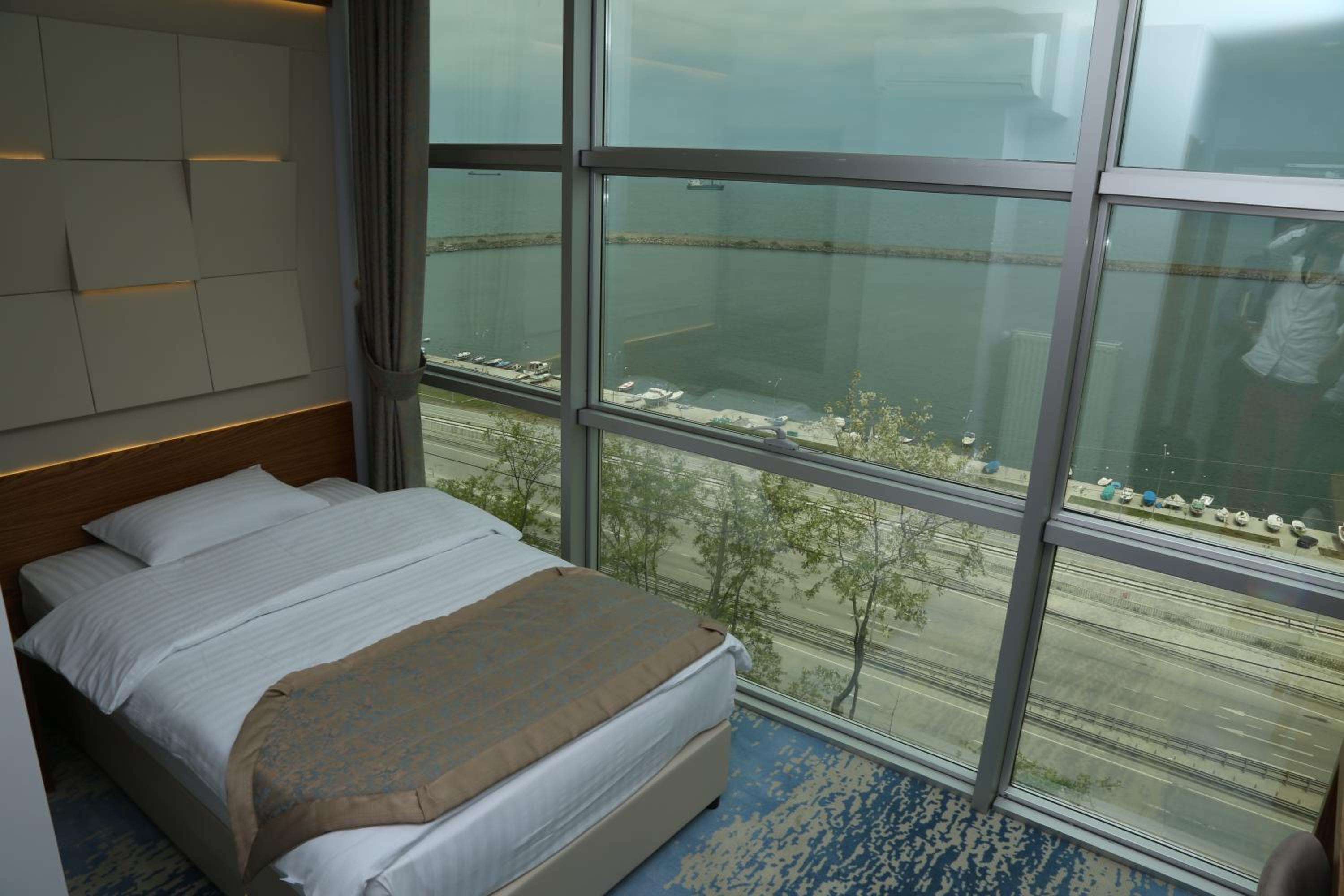 Standard Single Room with Sea View