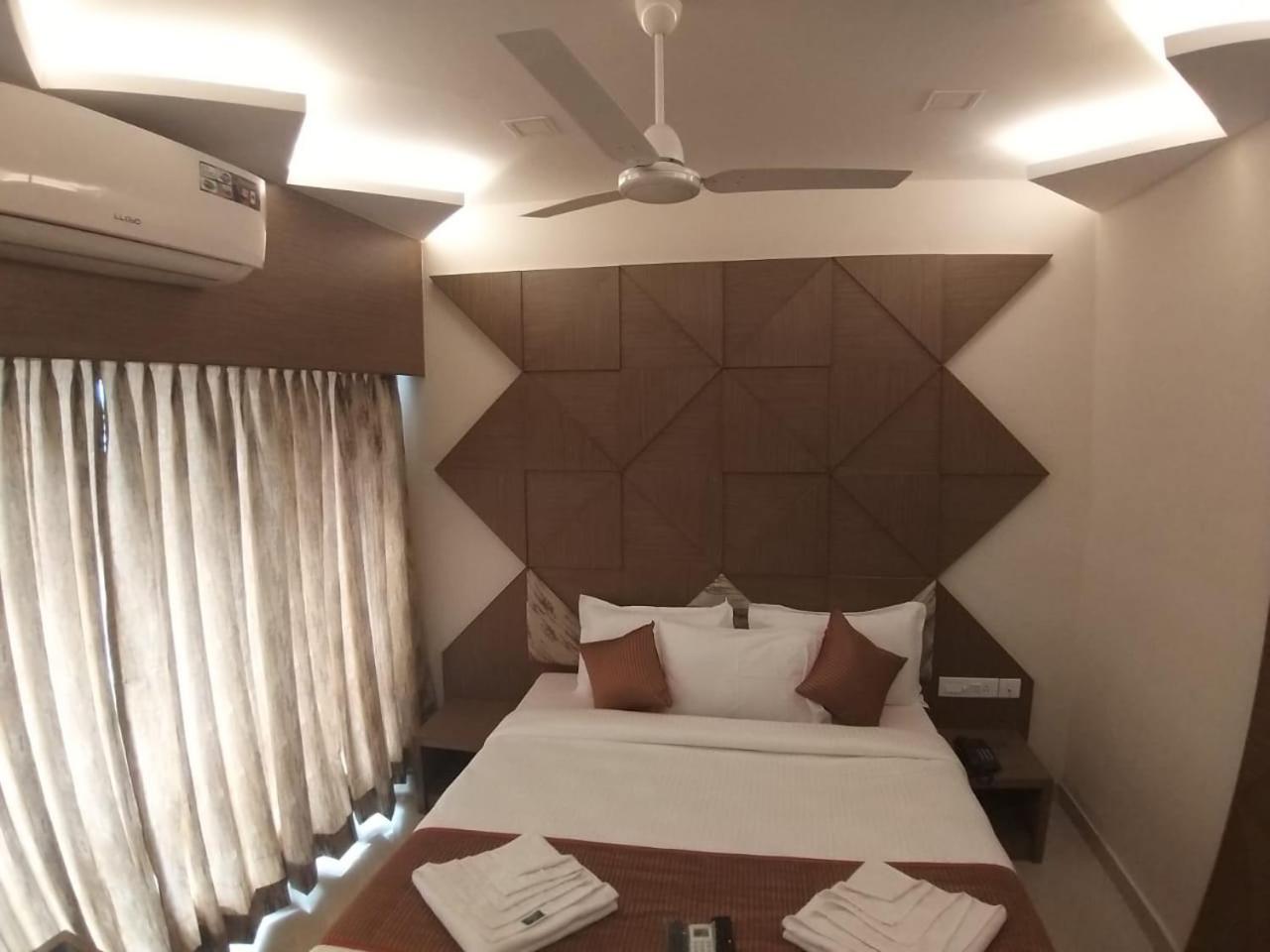 Deluxe Double Room - Photo 5
