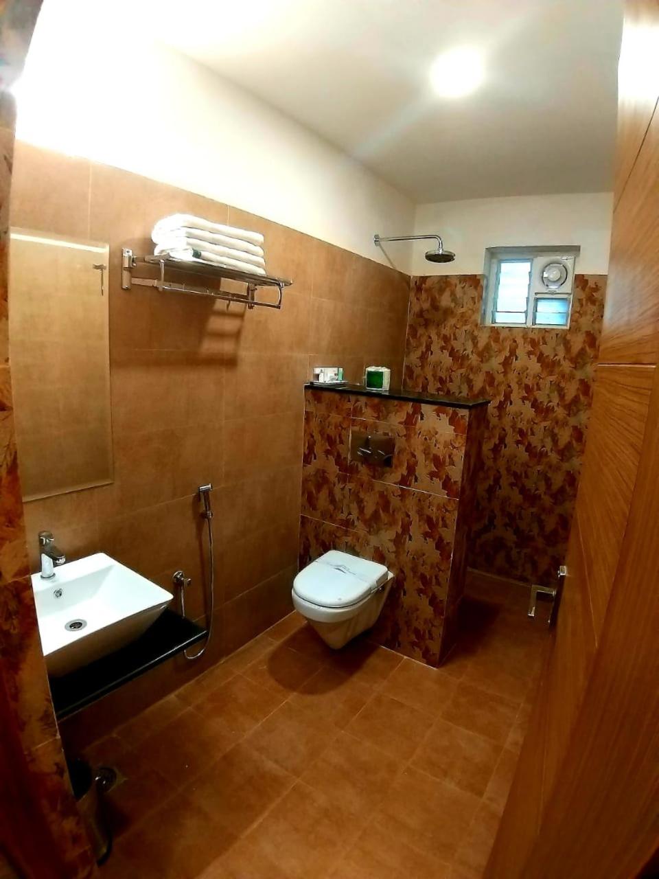 Economy Double Room - Photo 3