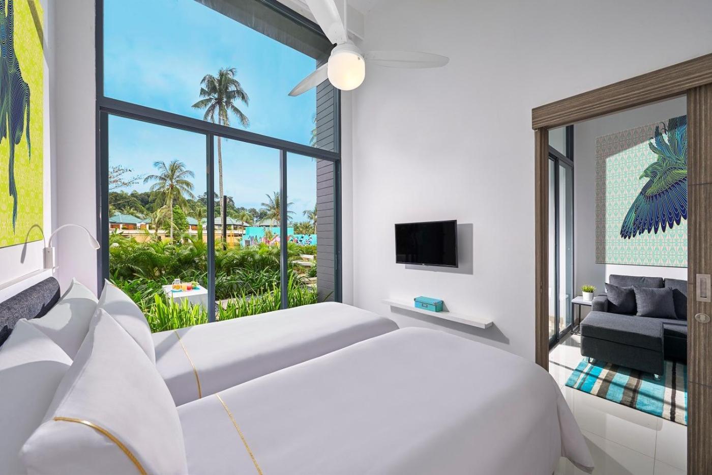 One Bedroom Suite Twin - Free Return Transfer (BBT Terminal-Resort) photo 3