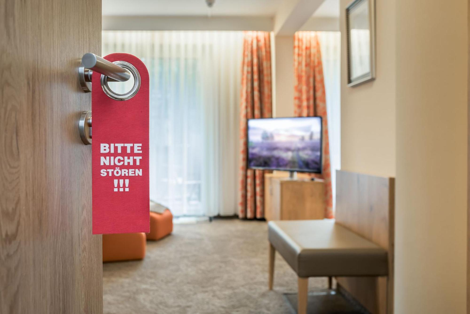 Junior Suite with Balcony photo 3