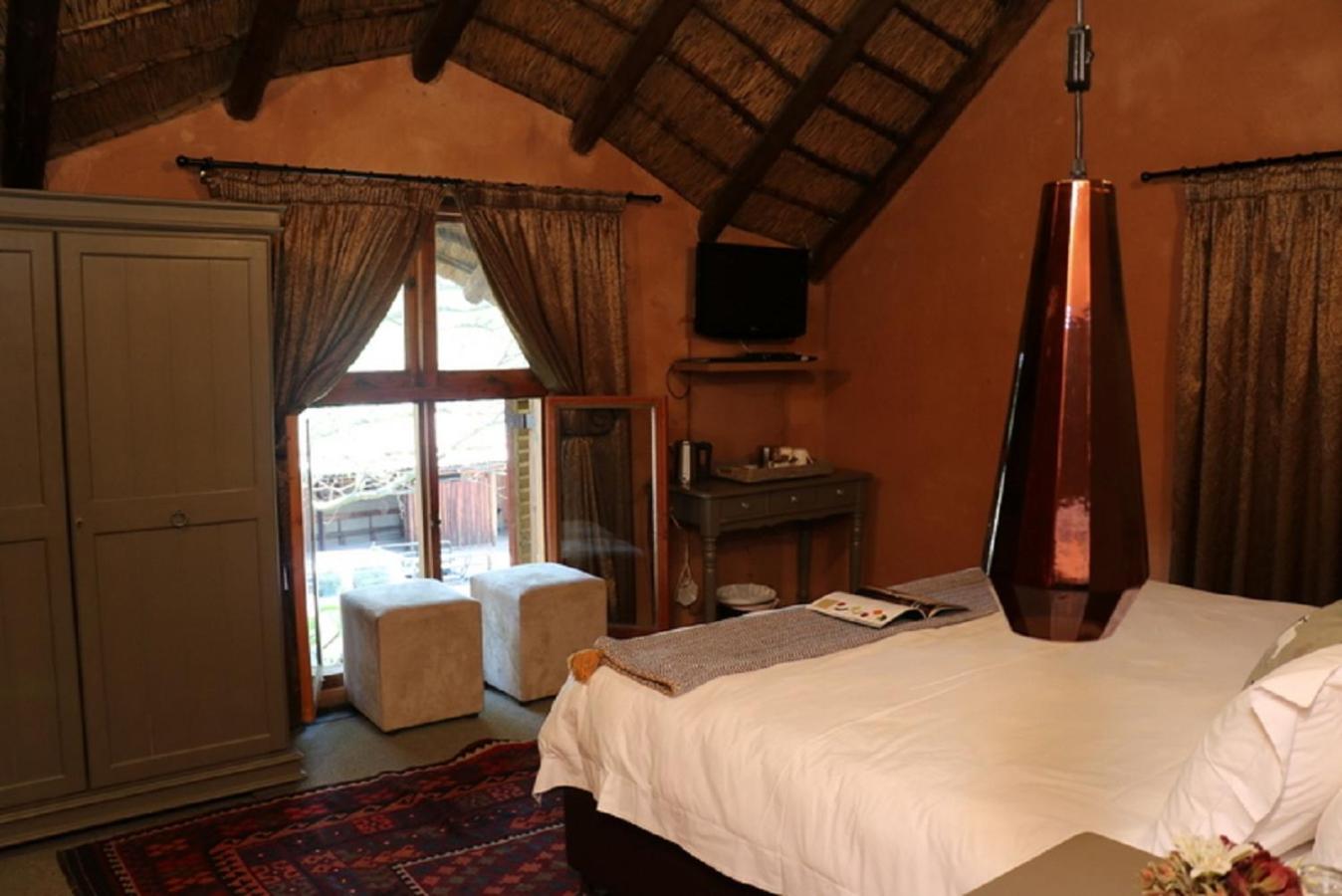 Premier Double Room - Photo 12